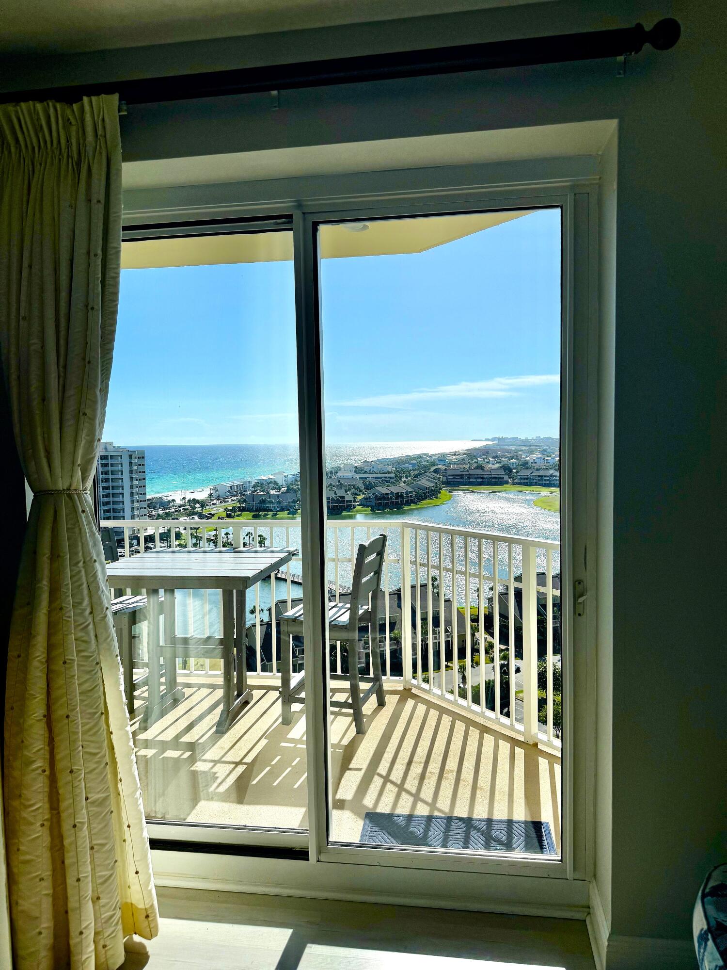 ARIEL DUNES - Residential