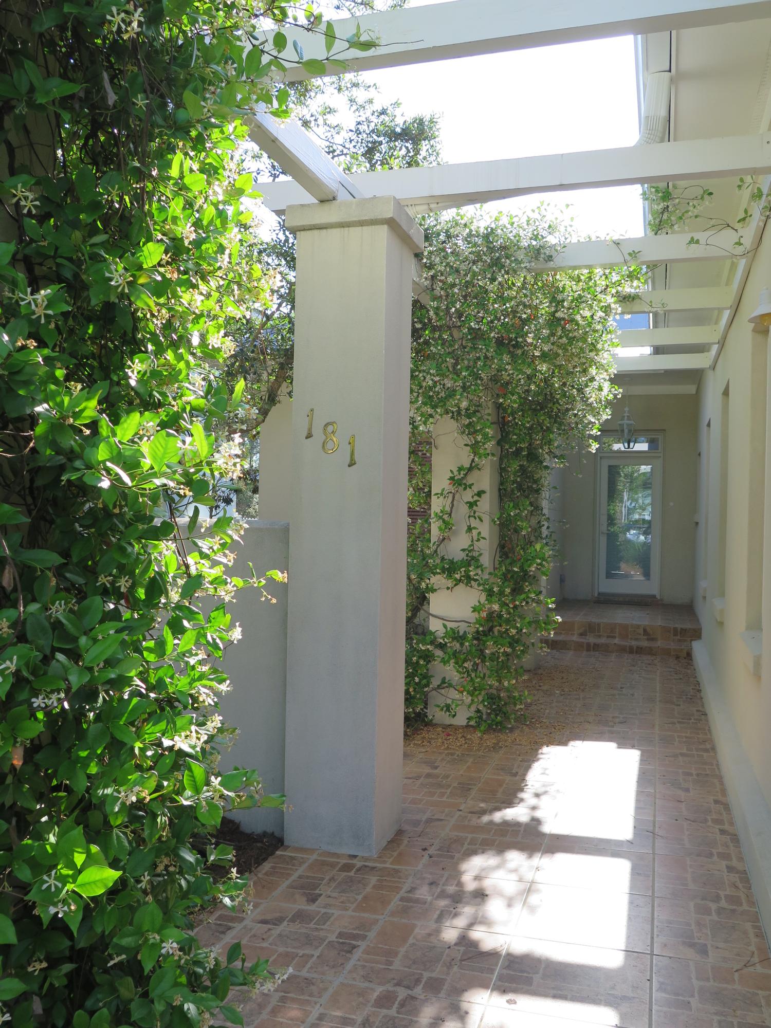 GULF SHORE MANOR - Residential