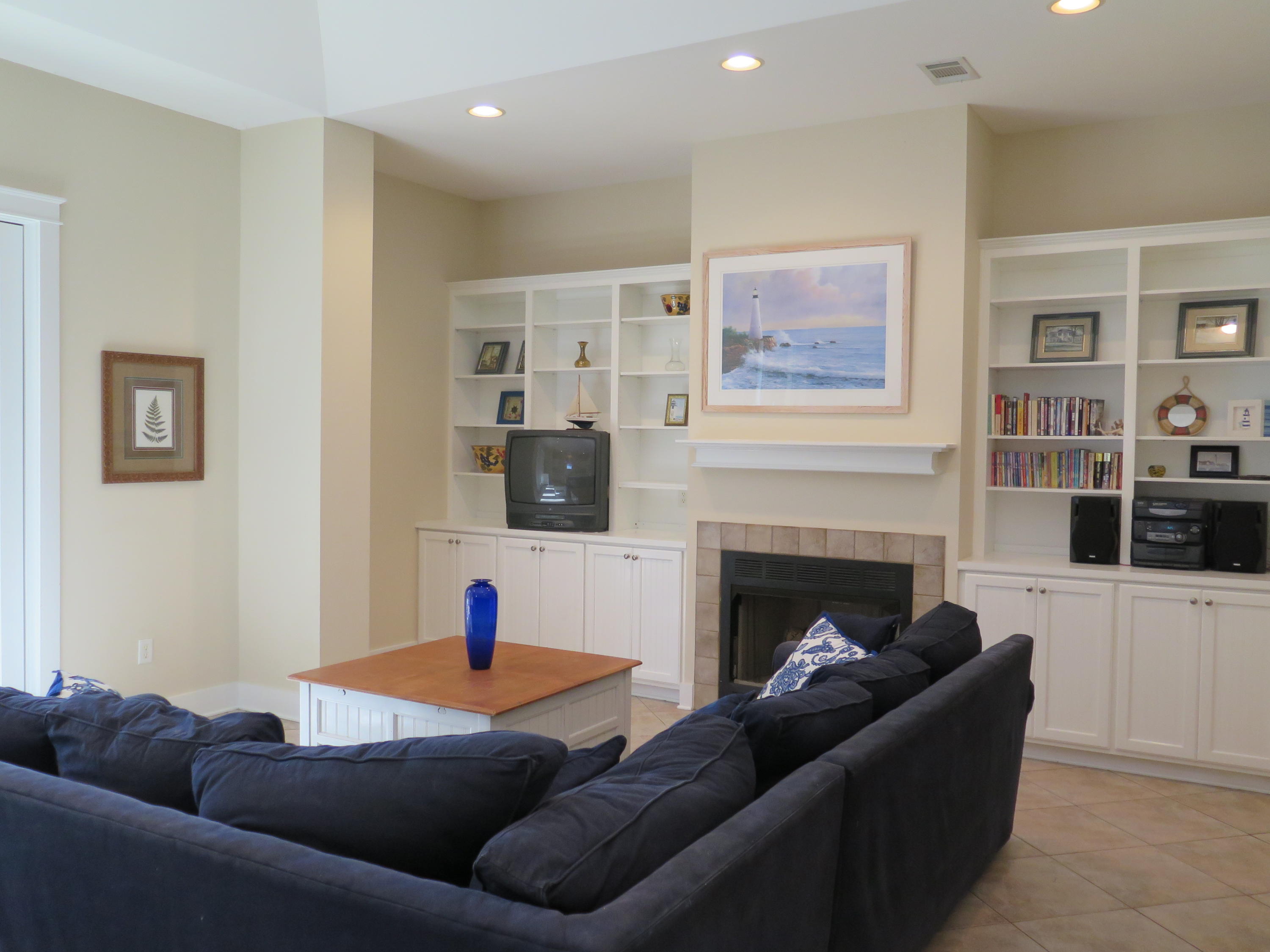 GULF SHORE MANOR - Residential