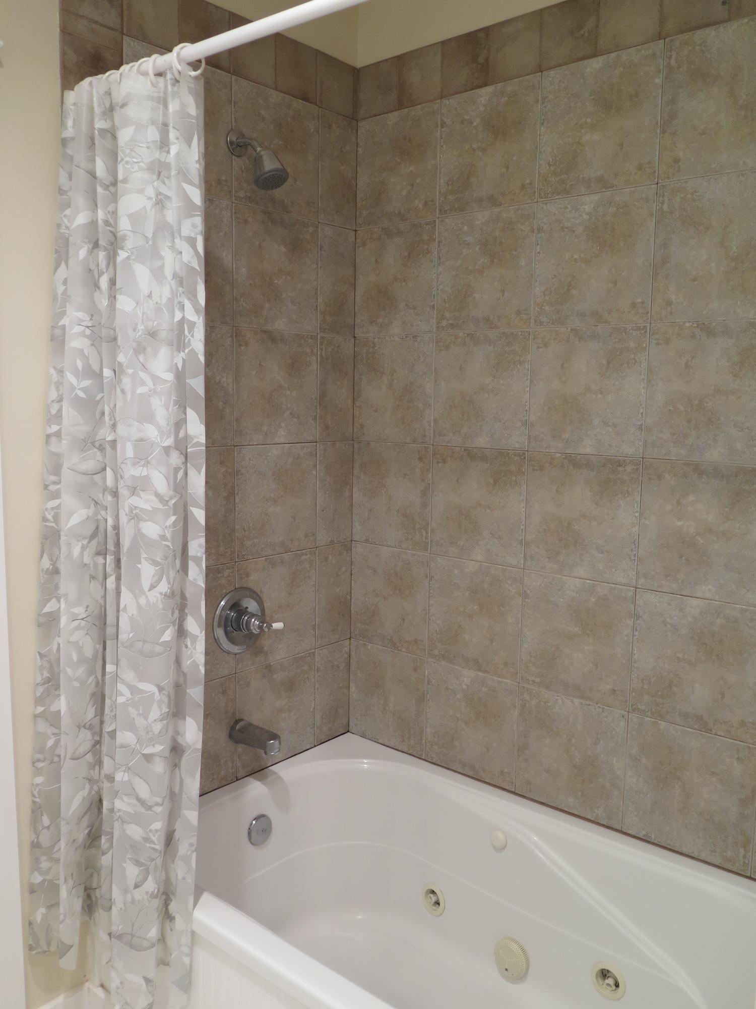 GULF SHORE MANOR - Residential