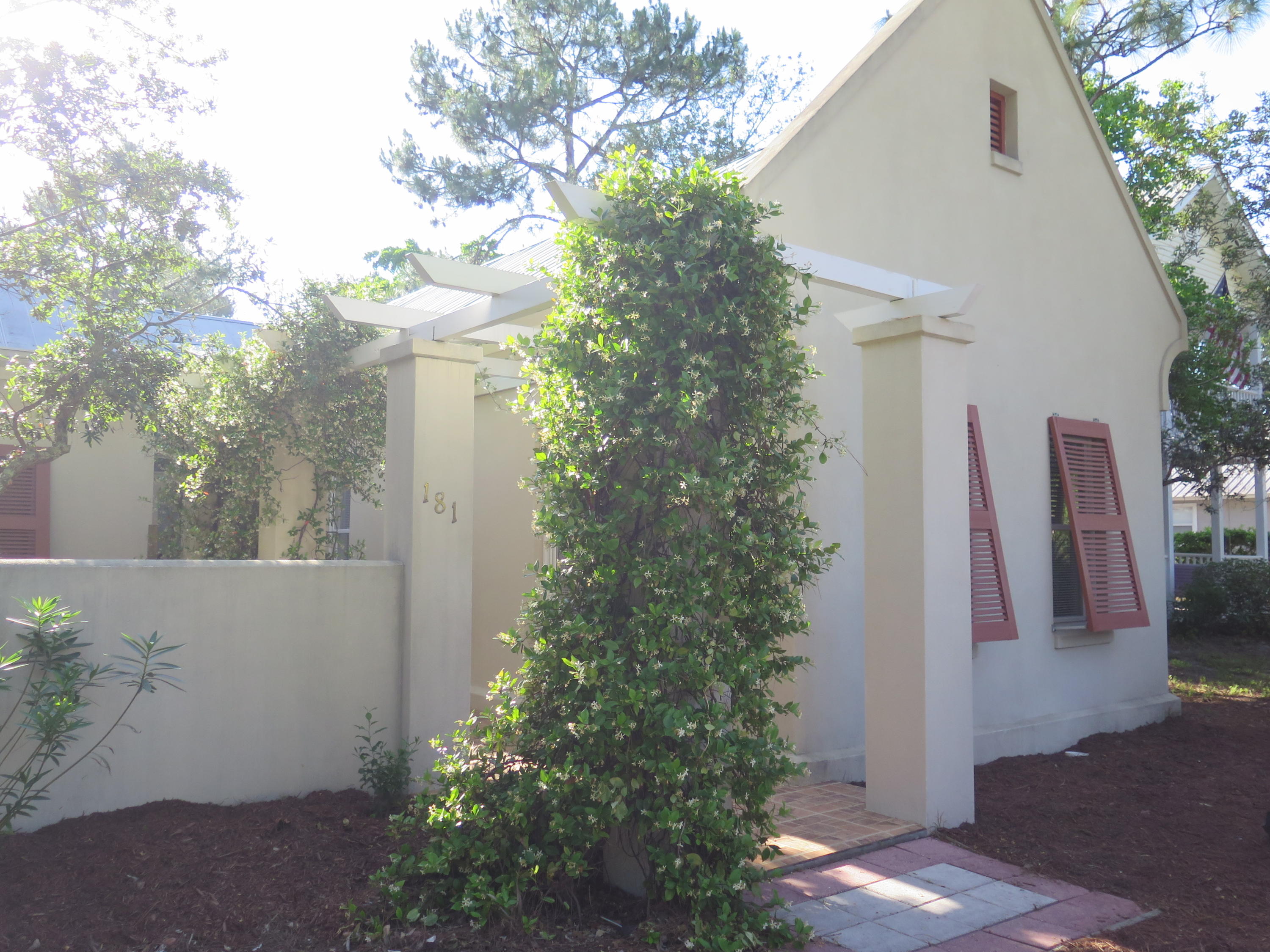 GULF SHORE MANOR - Residential