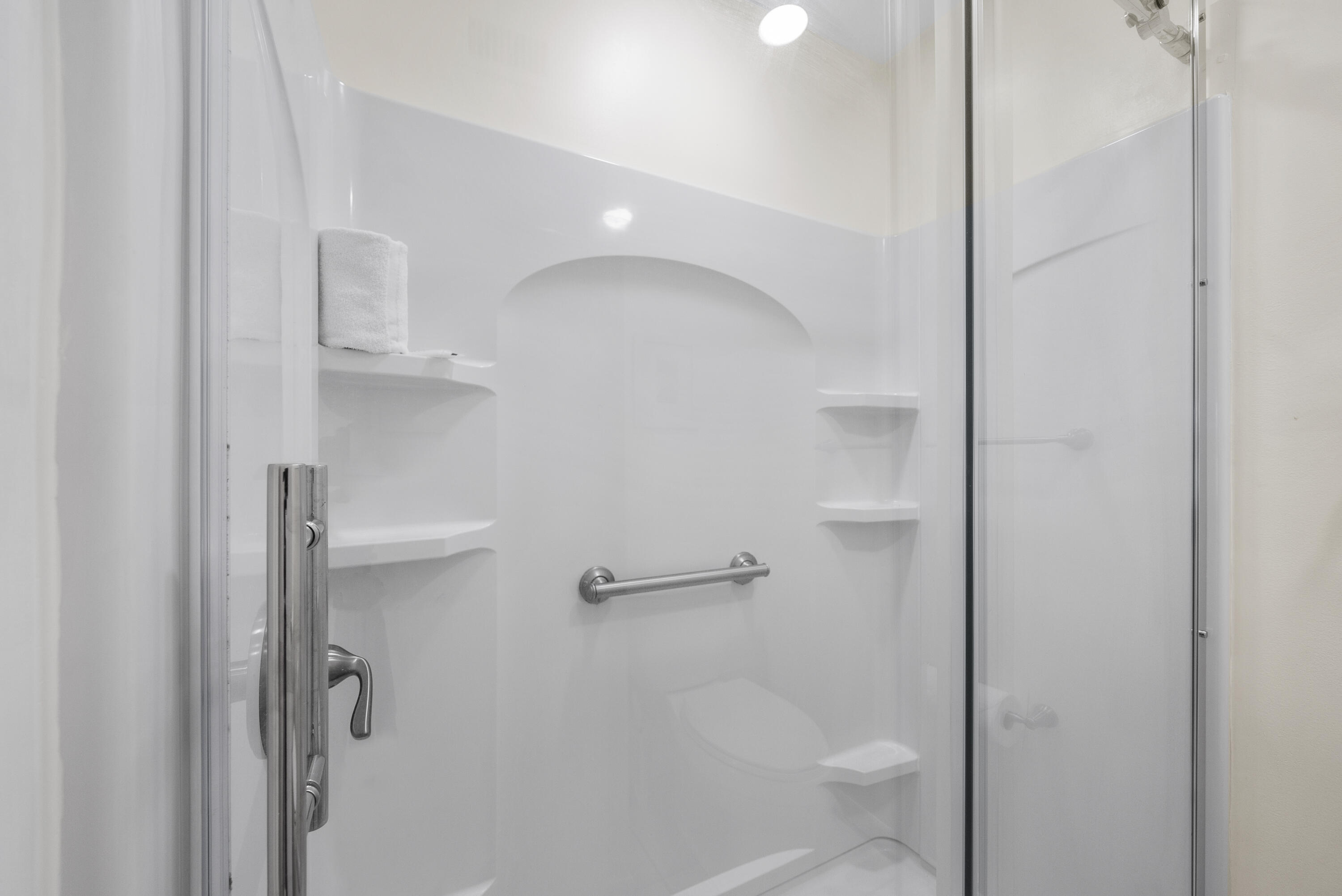 EDGEWATER GOLF VILLAS 2A CONDO - Residential
