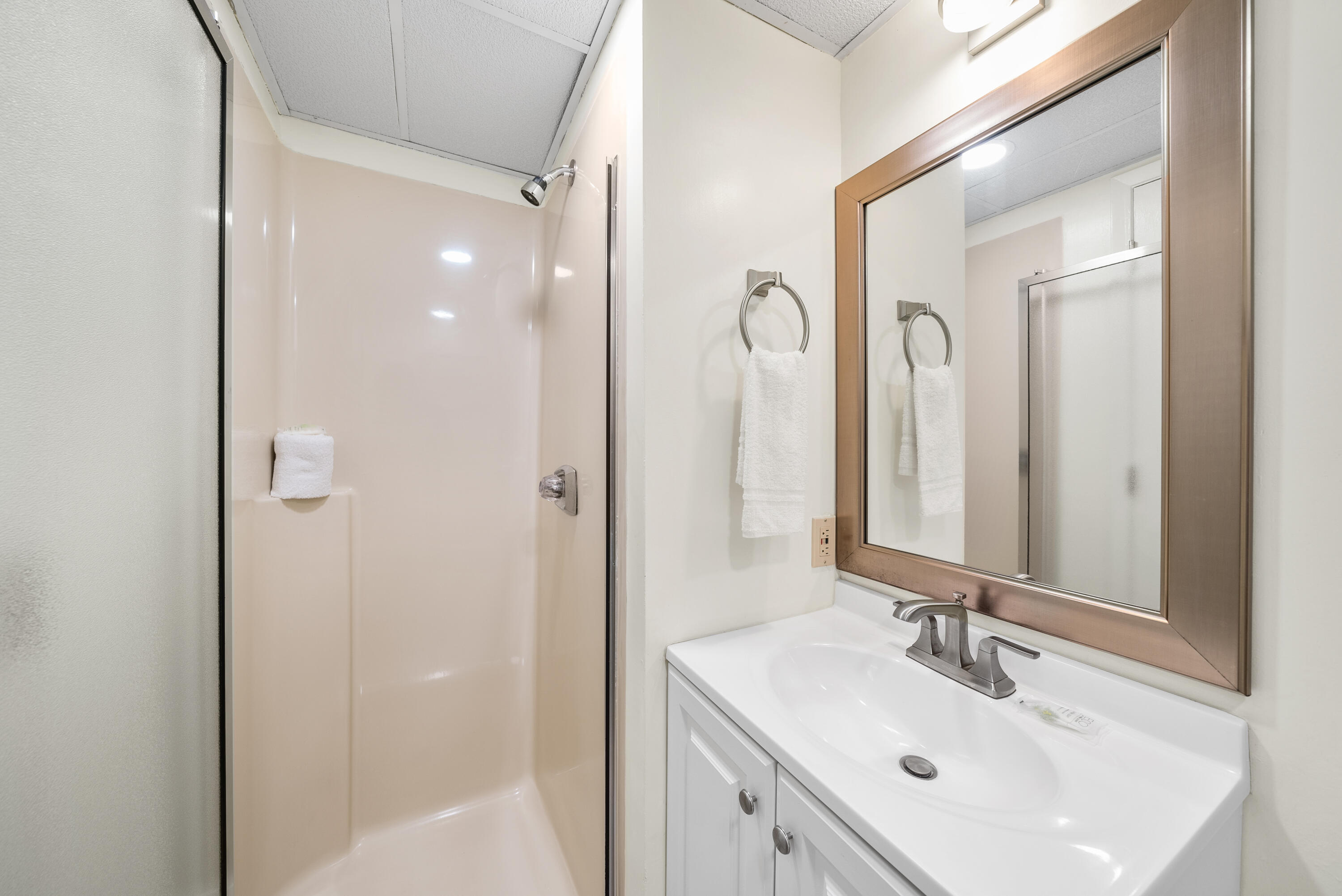 EDGEWATER GOLF VILLAS 2A CONDO - Residential