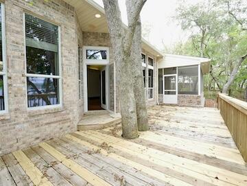 SAILBOAT COVE S/D - Residential