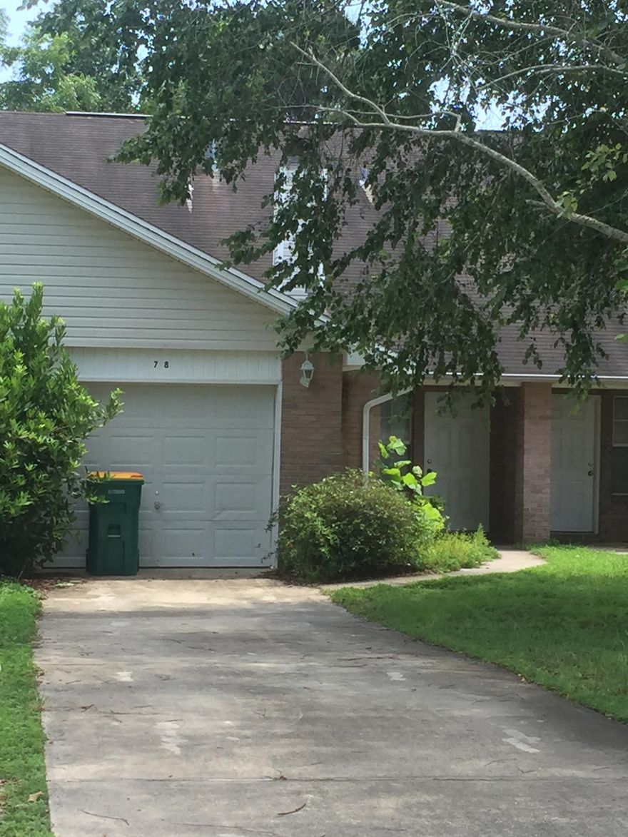 VERY WELL MAINTAINED TOWNHOME WITH ONE CAR GARAGE AND WASHER/DRYER HOOK-UPS IN GARAGE. CONVENIENT LOCATION. SMOKING AND PETS ARE UNAUTHORIZED.