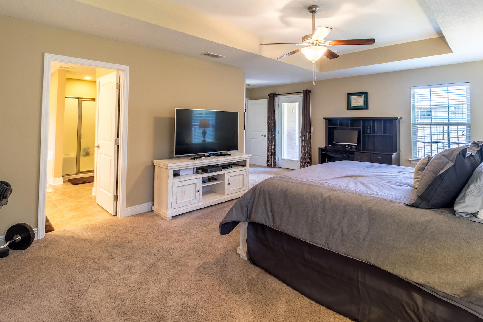 EAGLE BAY - Residential