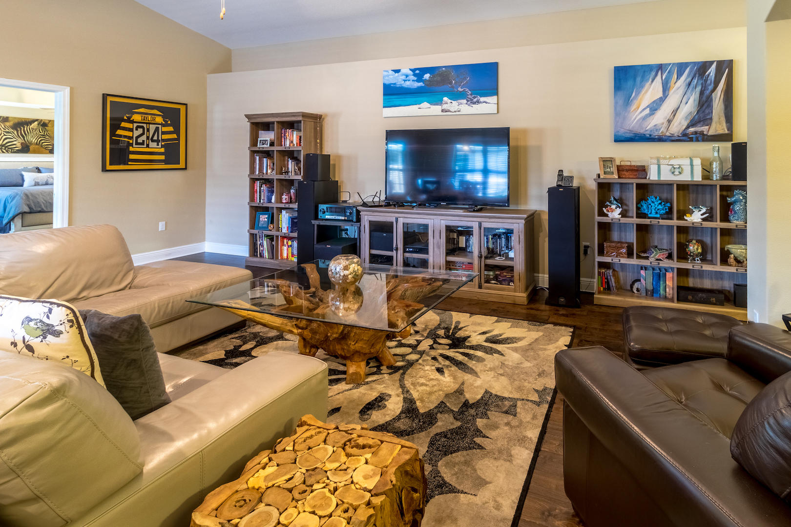 EAGLE BAY - Residential