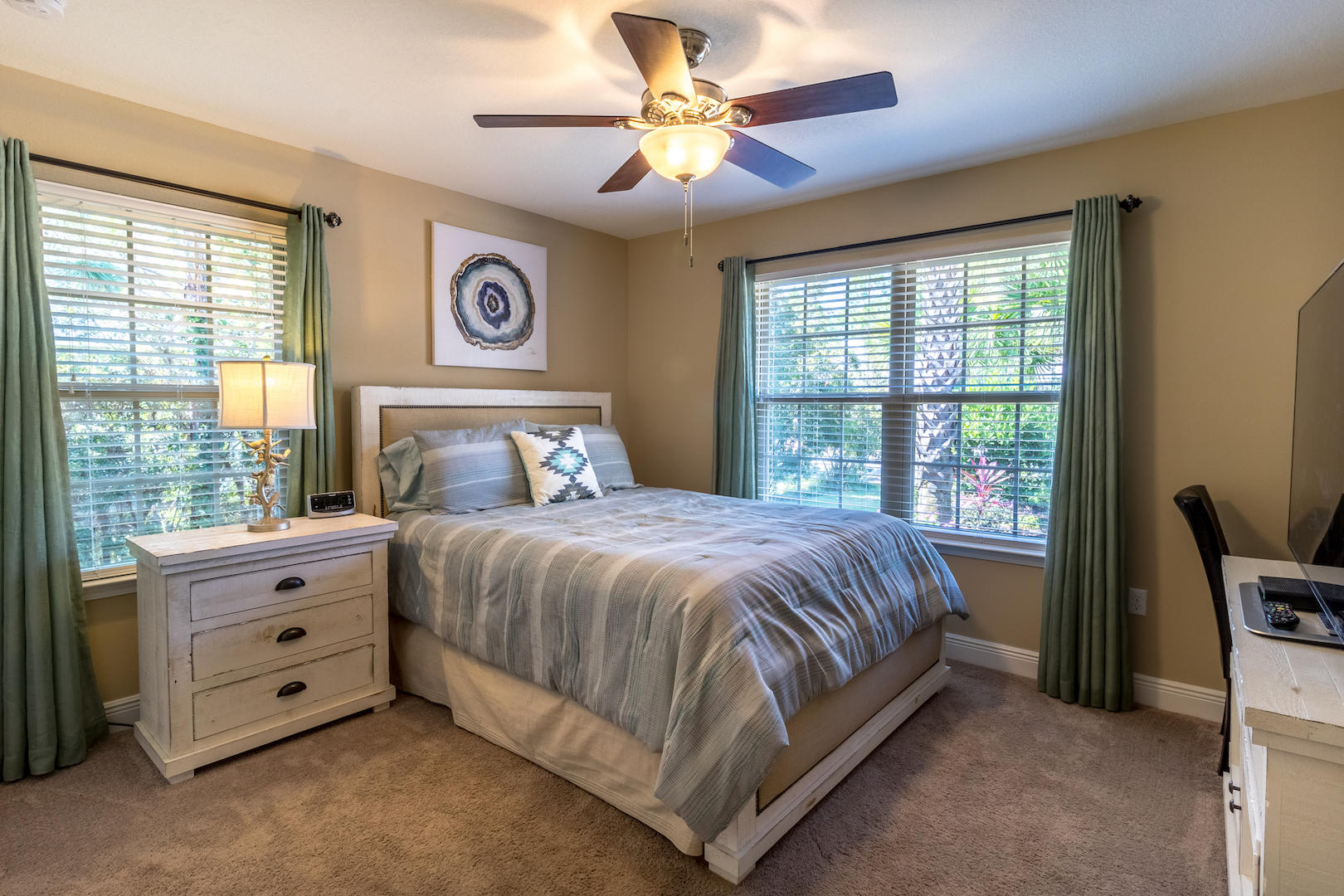 EAGLE BAY - Residential