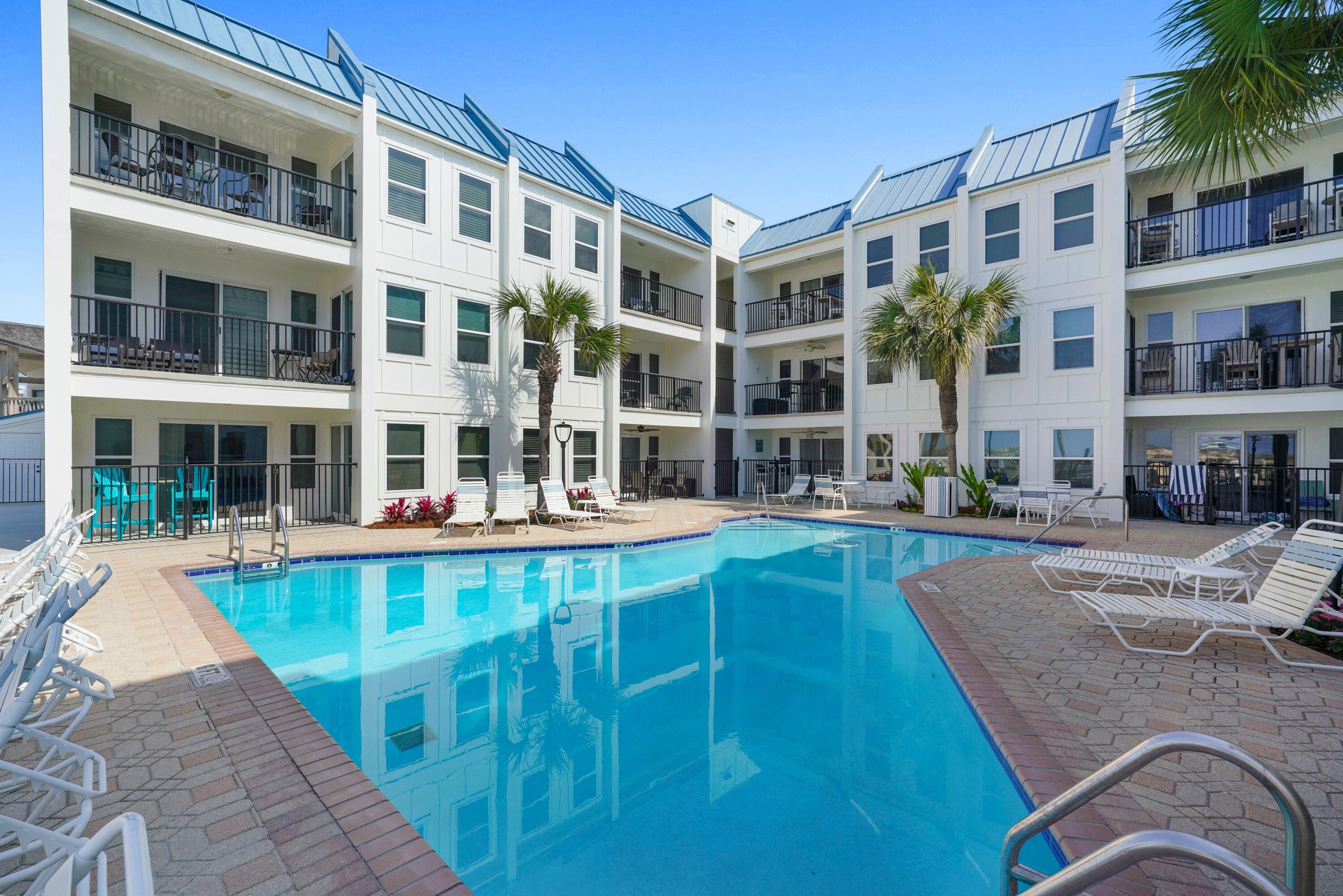POOLSIDE VILLAS CONDO - Residential