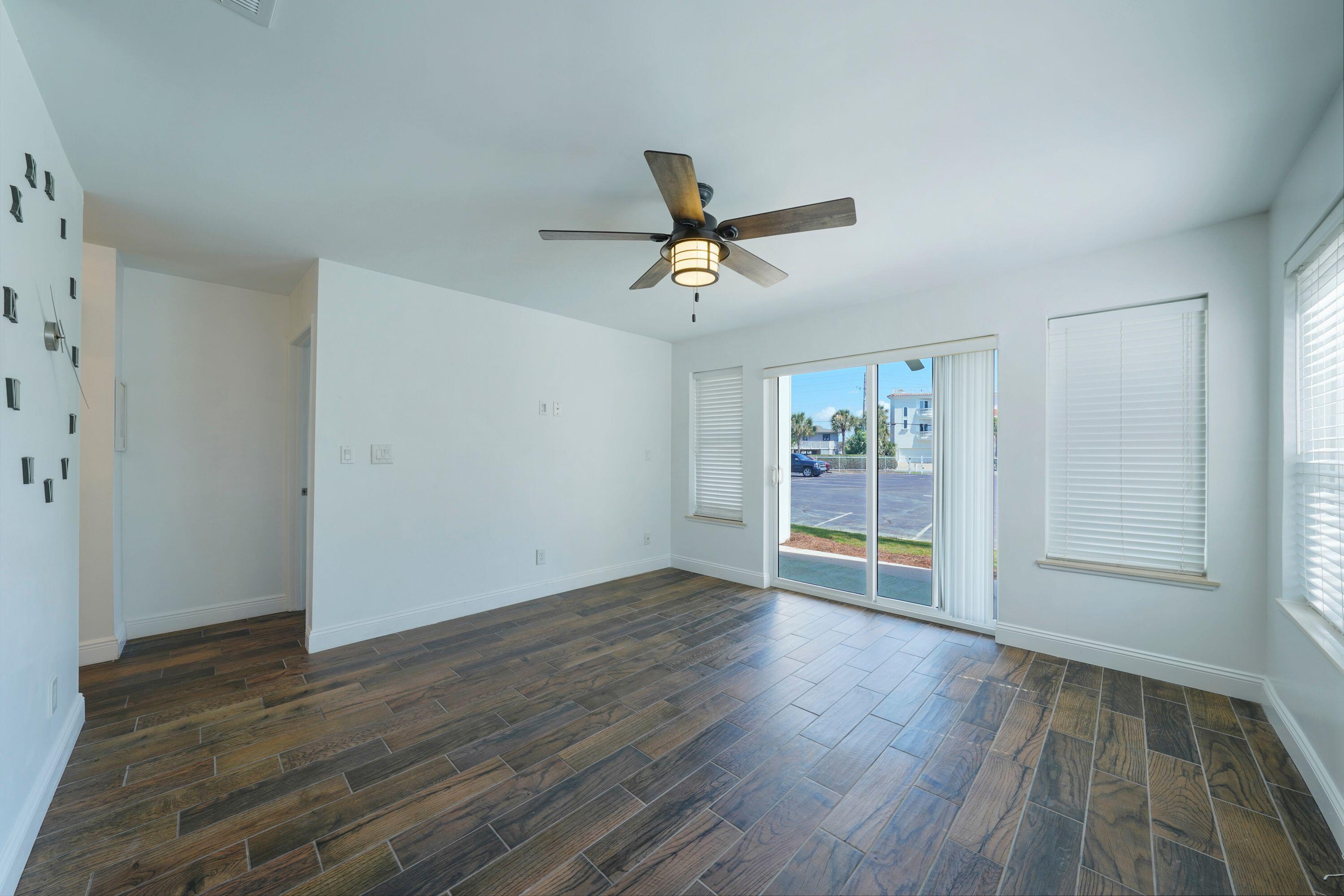 POOLSIDE VILLAS CONDO - Residential