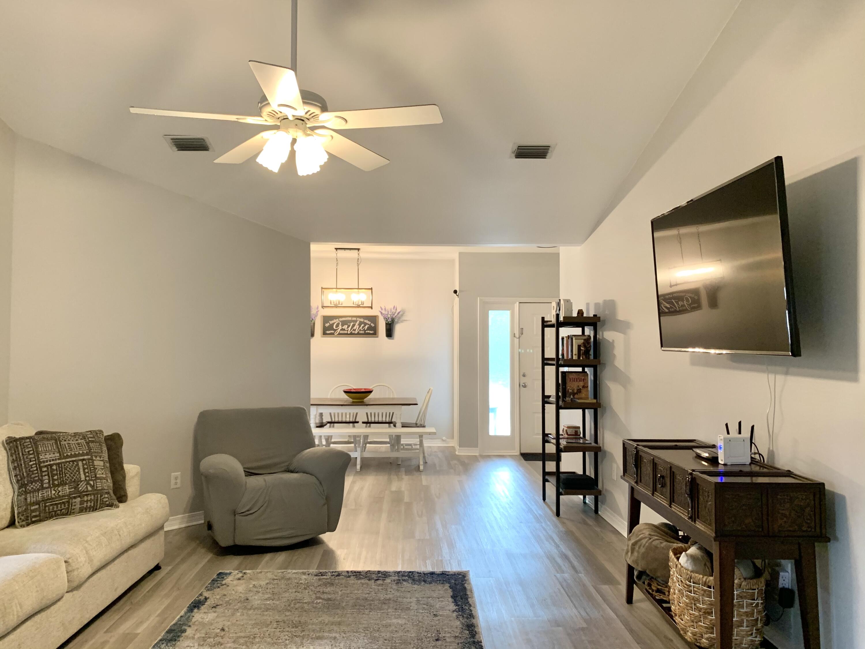 AZALEA GARDENS DESTIN - Residential