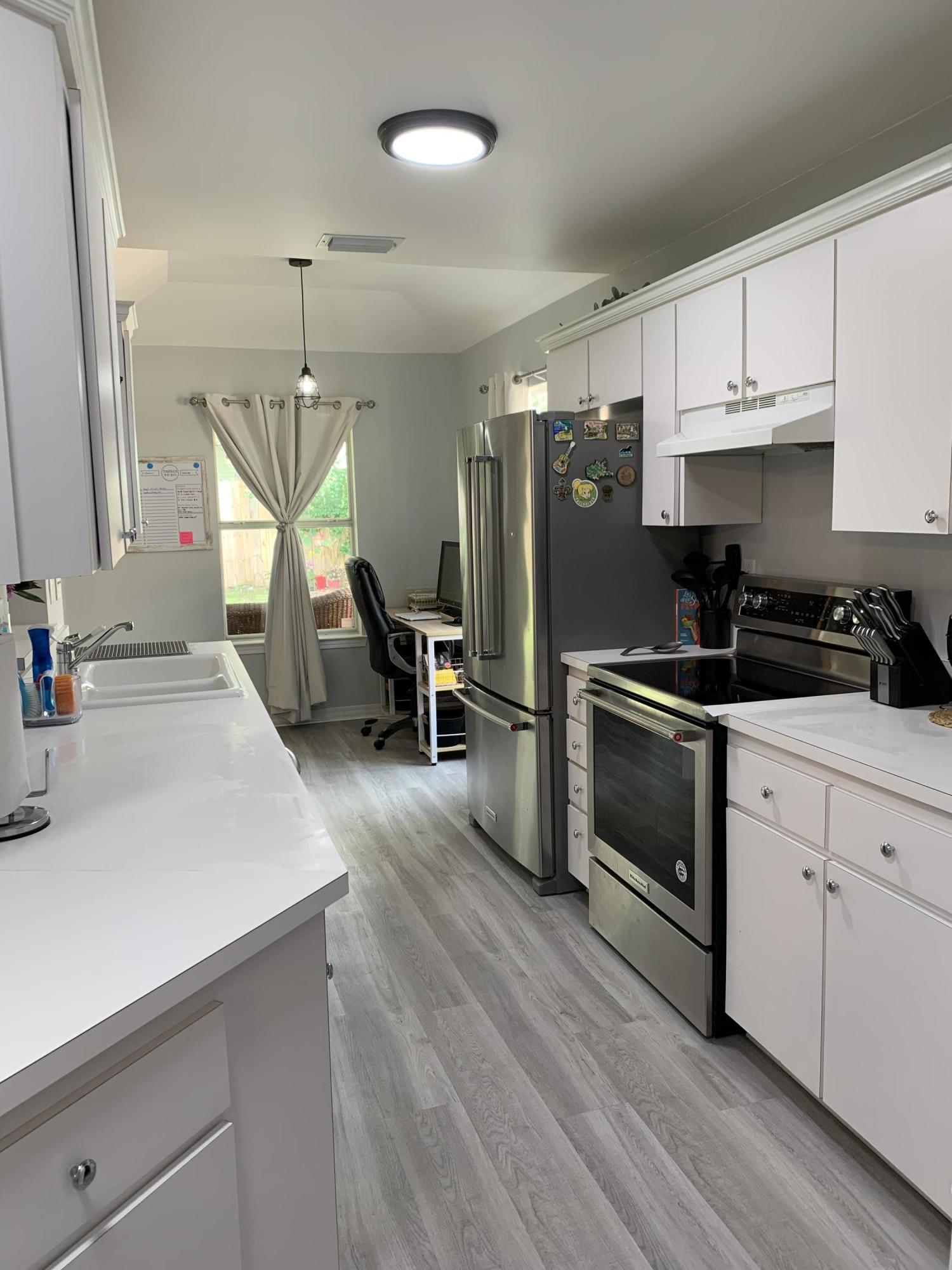 AZALEA GARDENS DESTIN - Residential