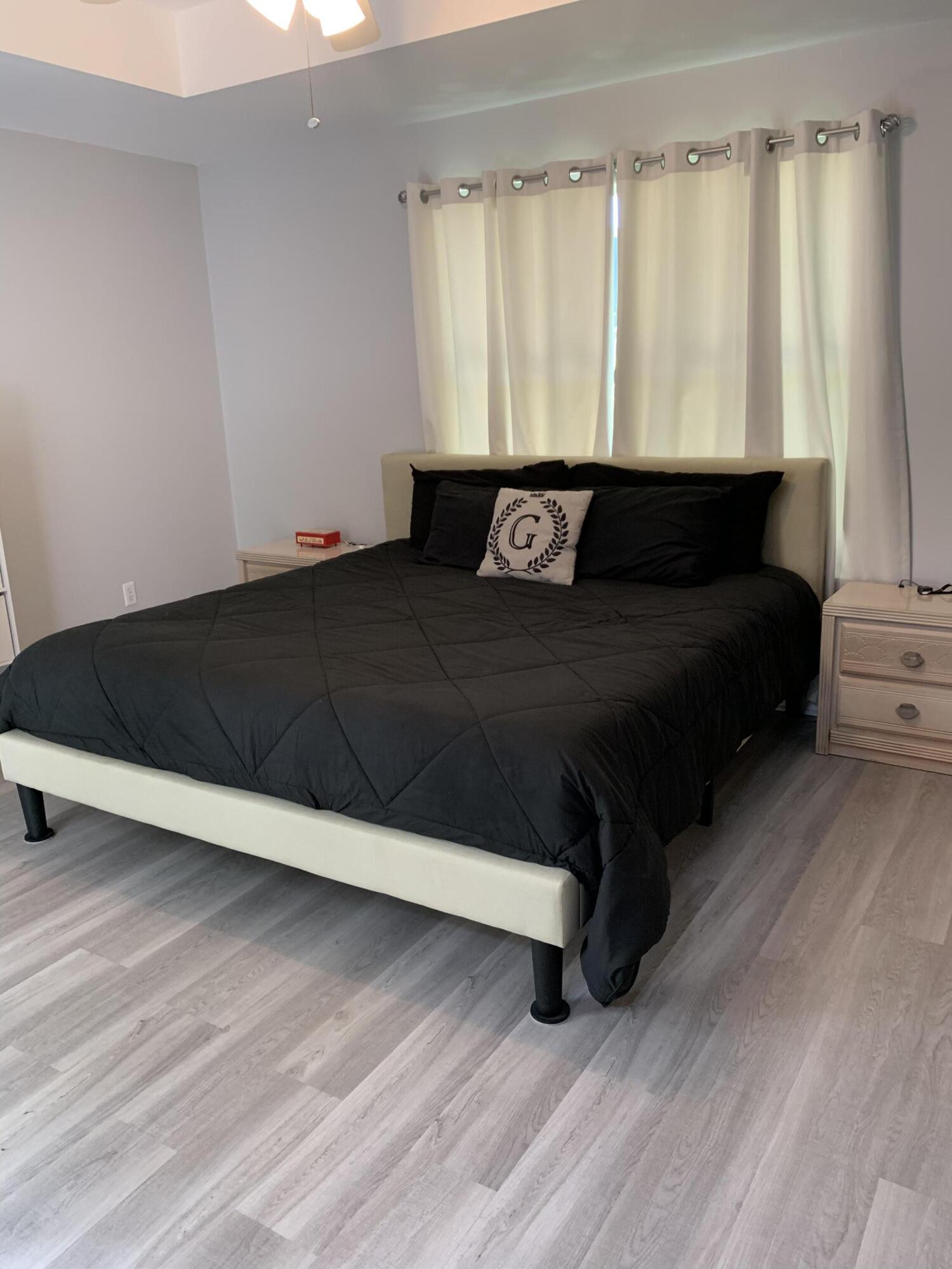 AZALEA GARDENS DESTIN - Residential