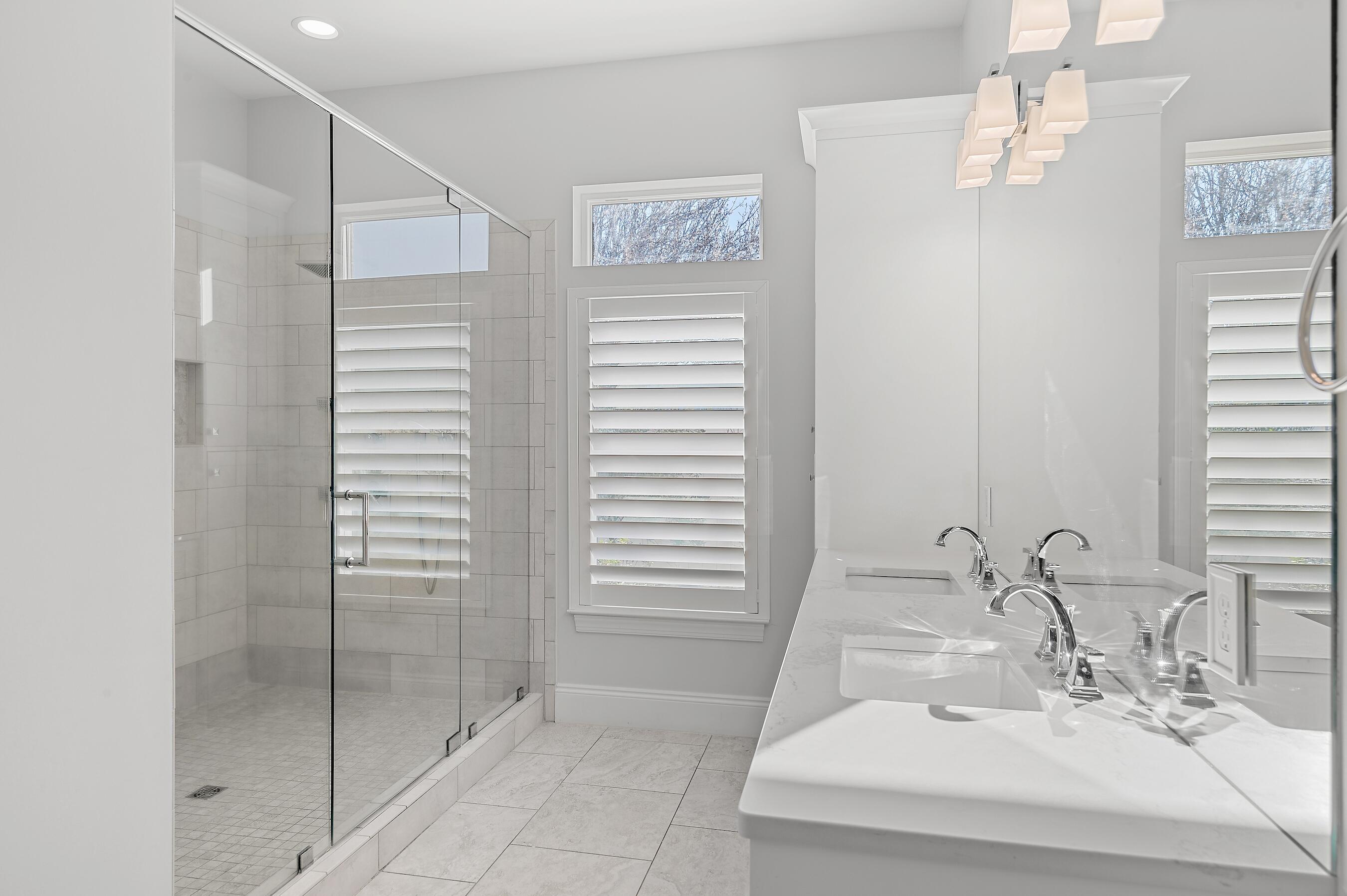 AVALON BEACH ESTATES - Residential