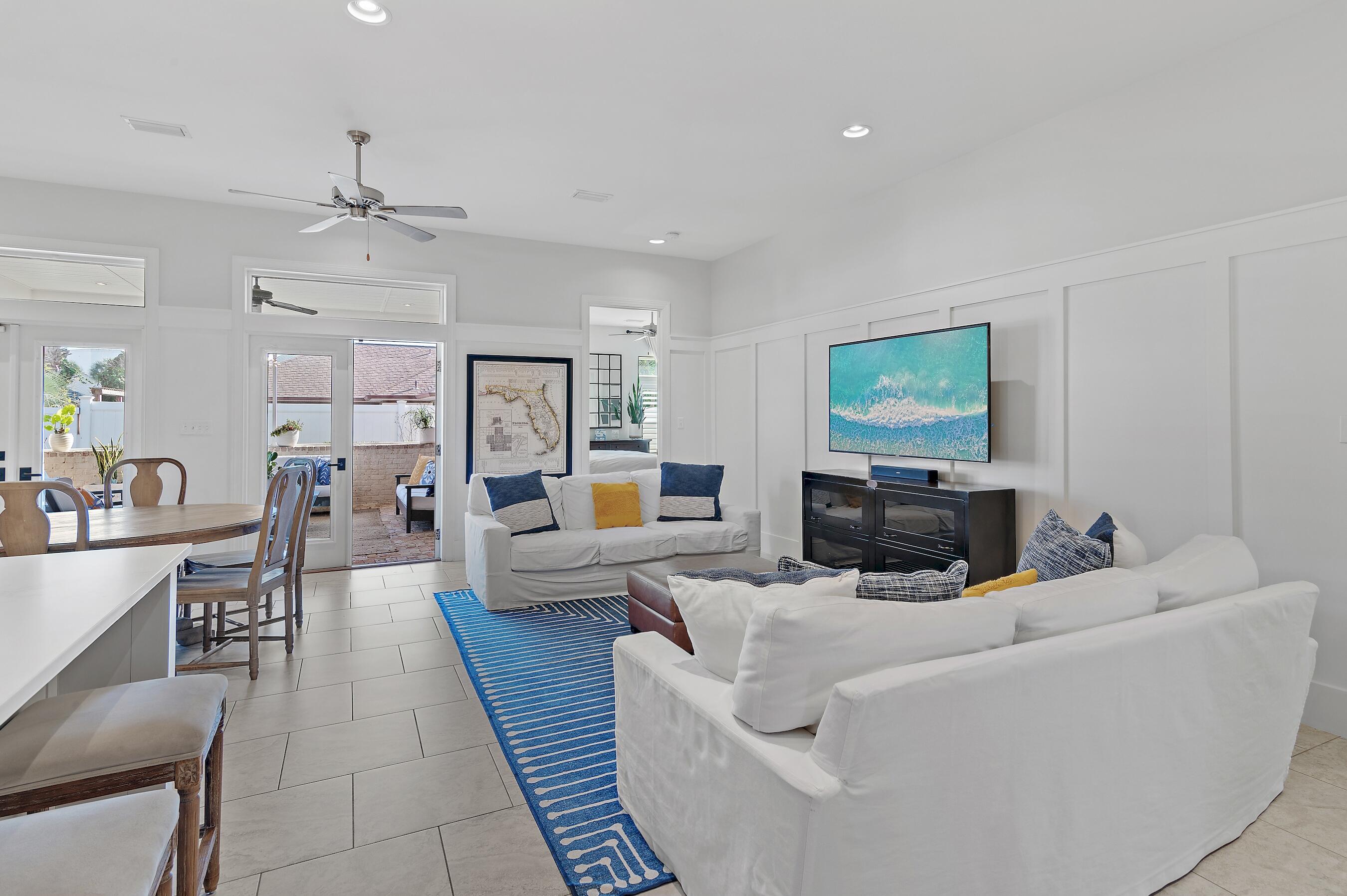 AVALON BEACH ESTATES - Residential