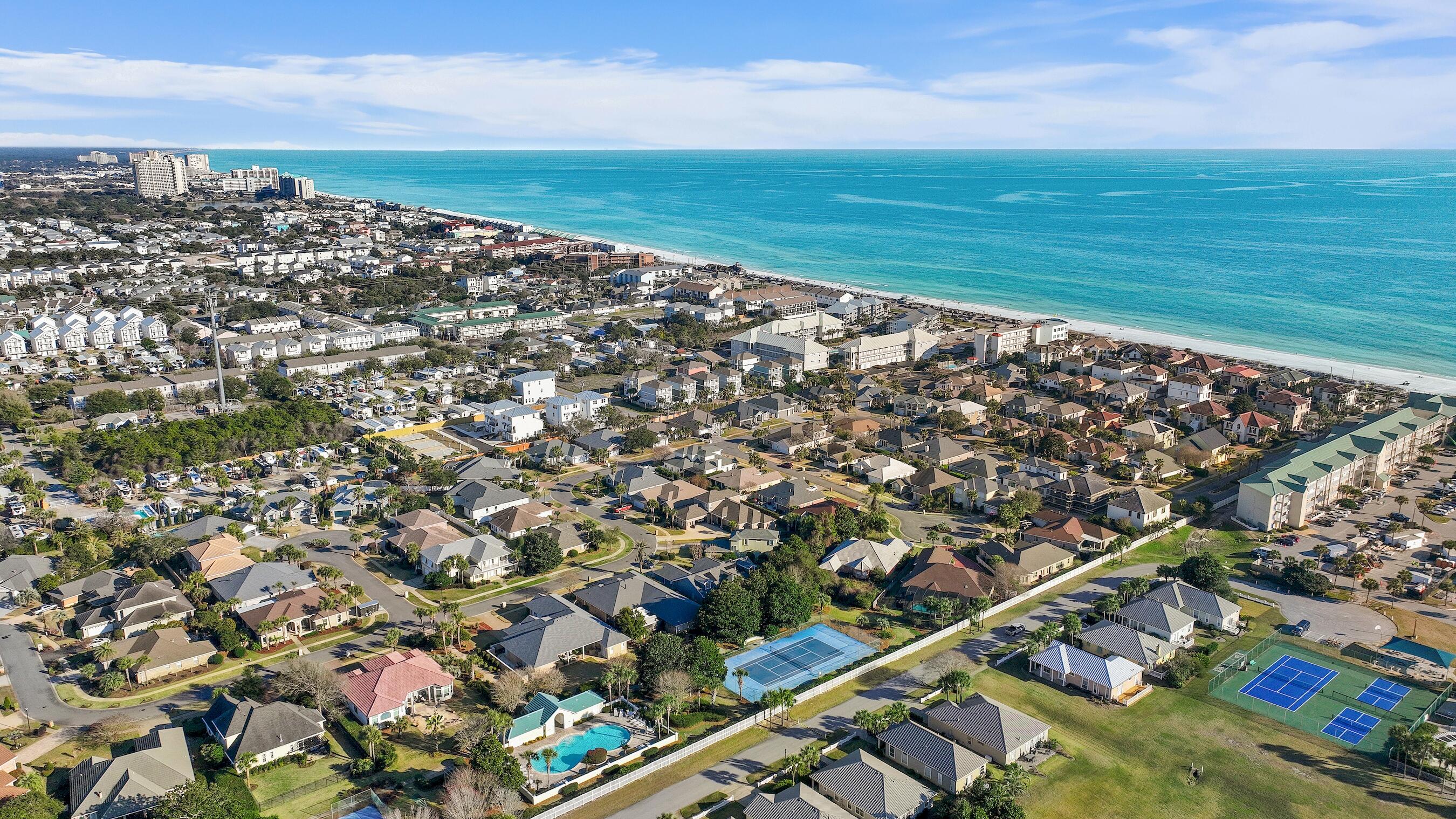 AVALON BEACH ESTATES - Residential
