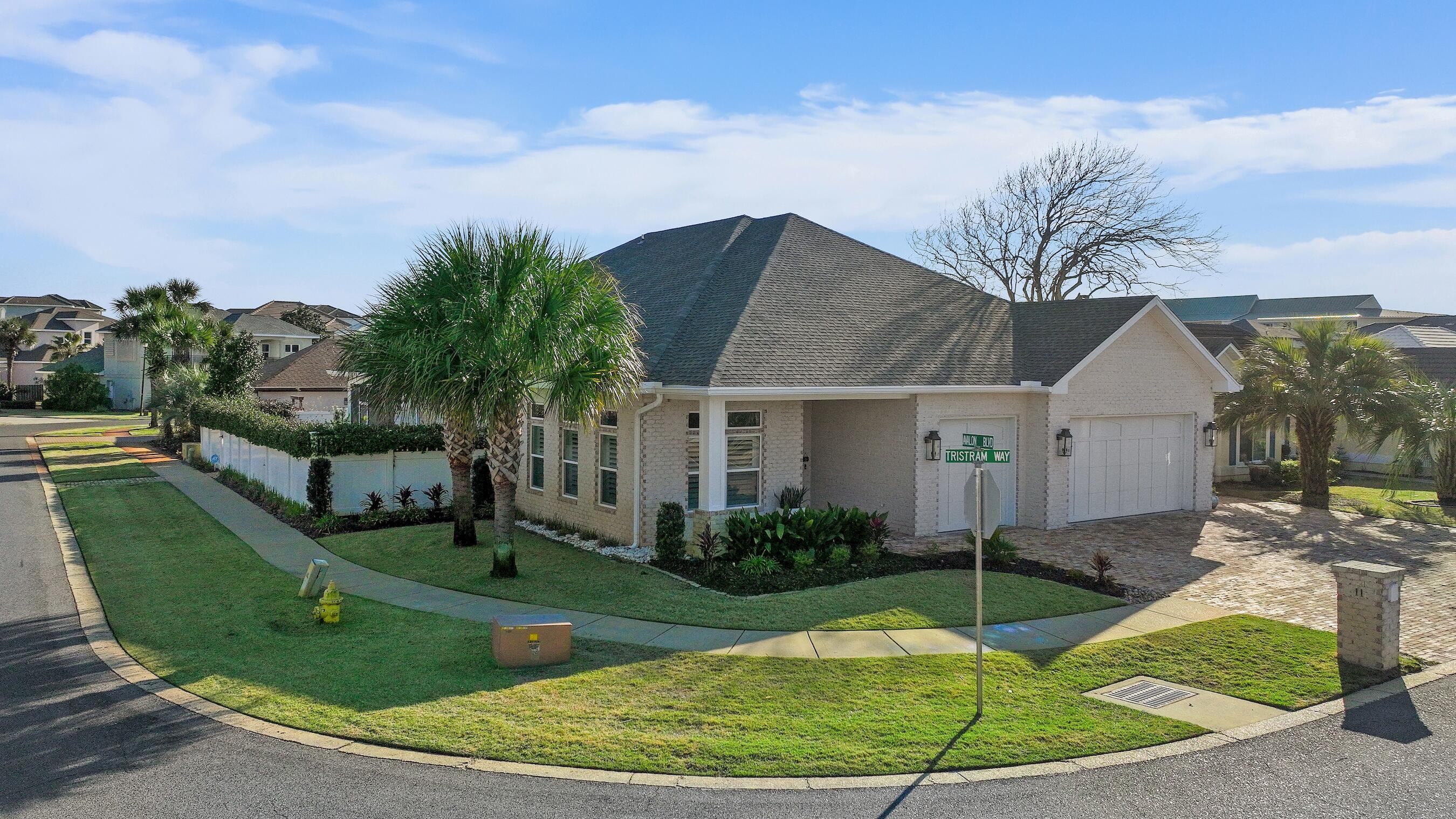 AVALON BEACH ESTATES - Residential