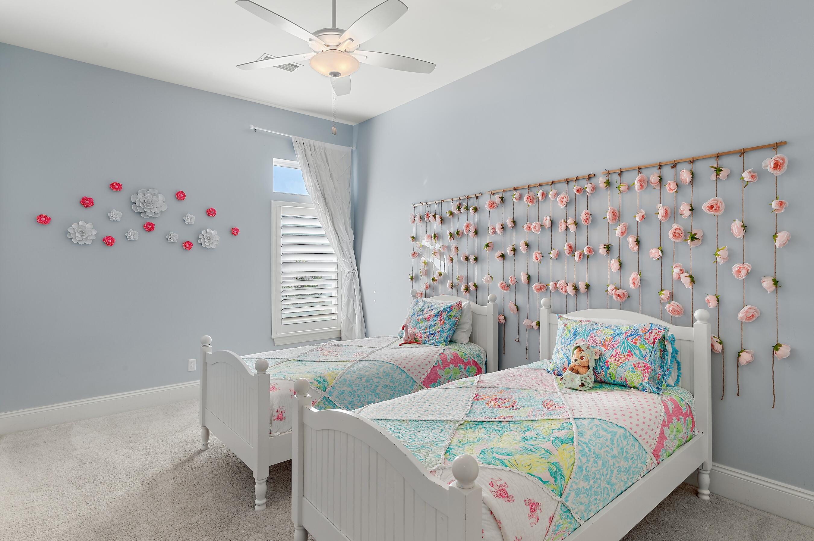AVALON BEACH ESTATES - Residential
