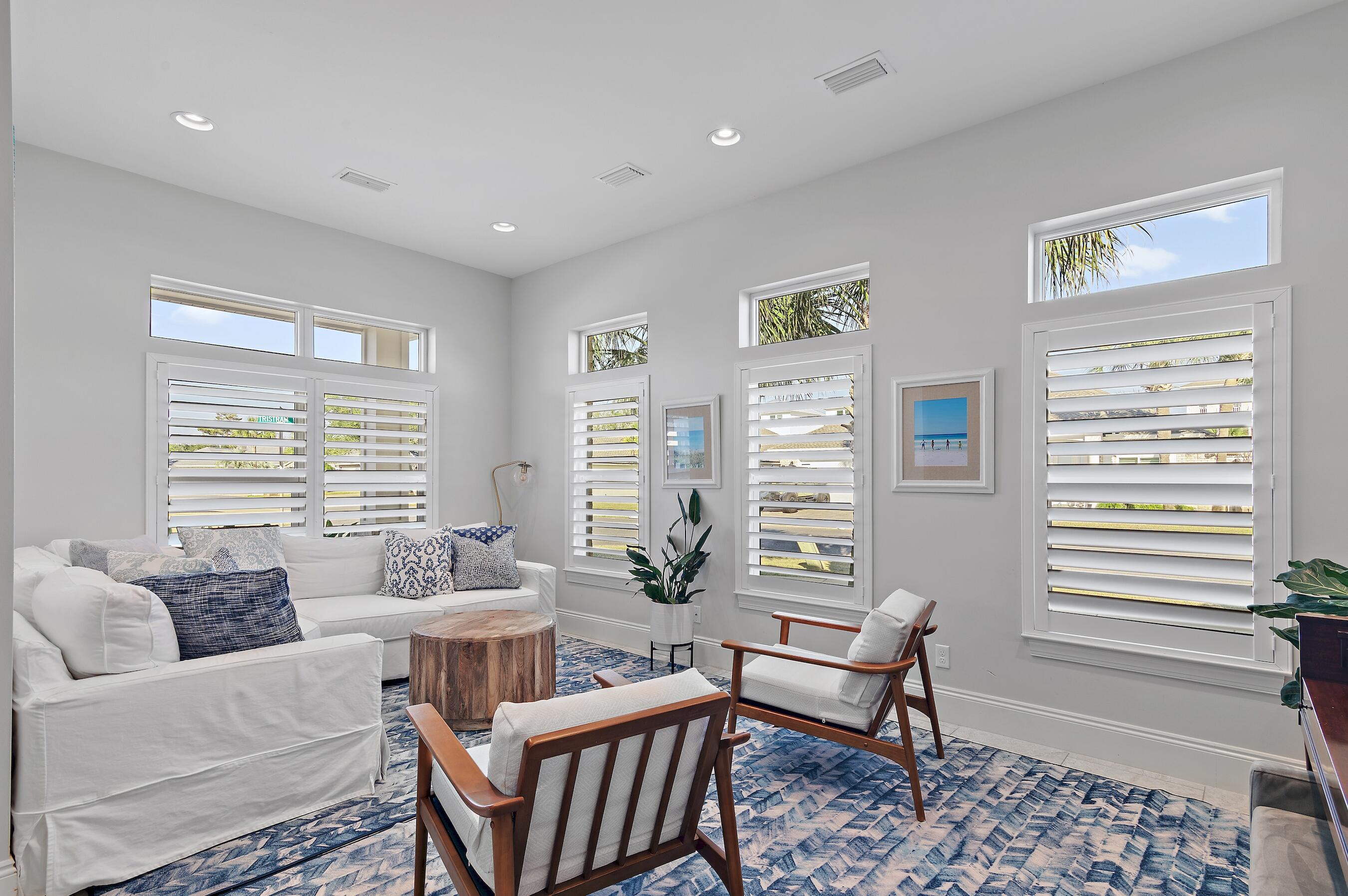 AVALON BEACH ESTATES - Residential