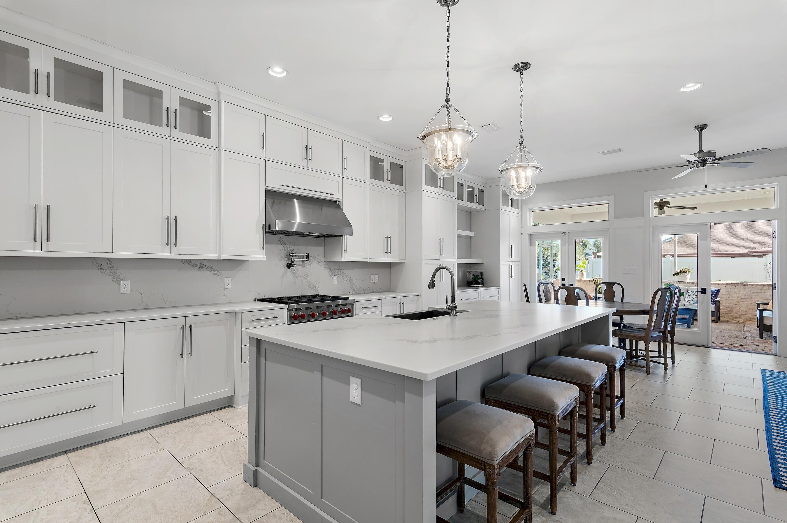 AVALON BEACH ESTATES - Residential