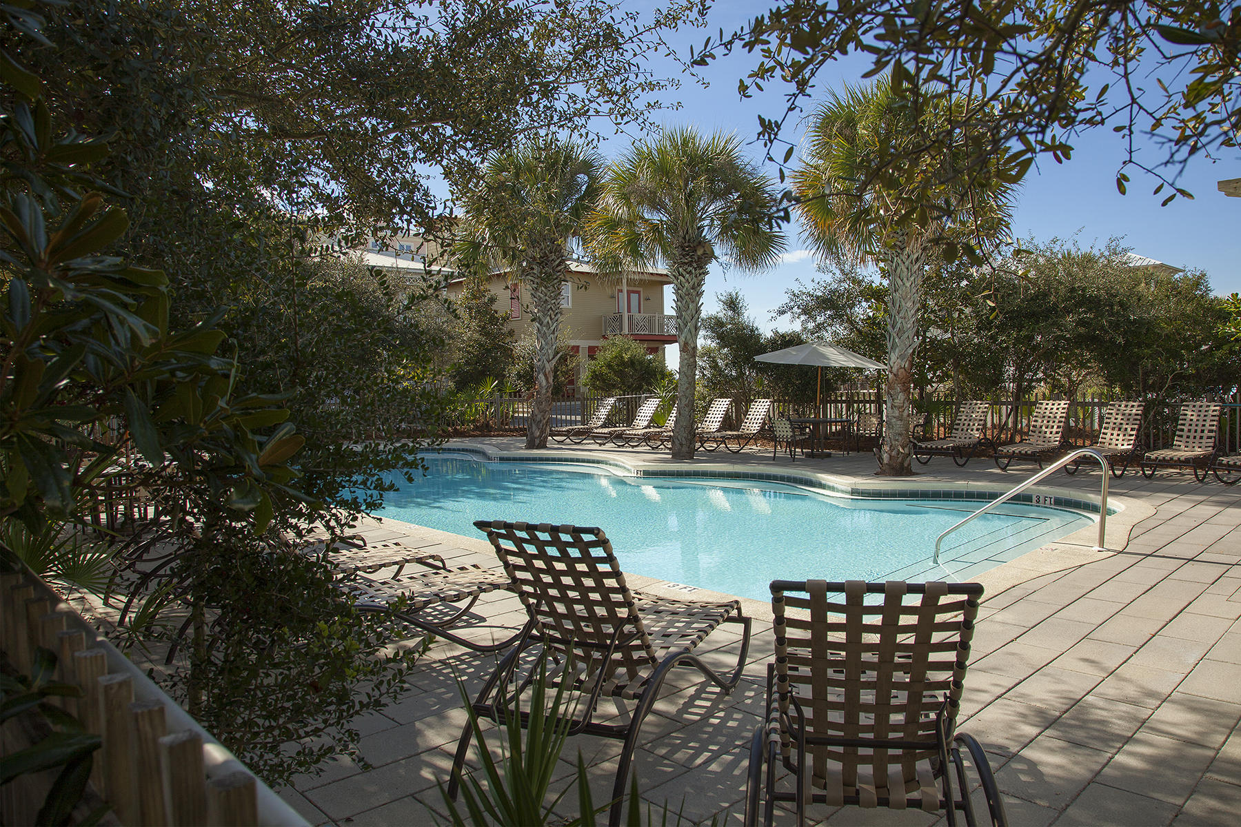 SUMMER'S EDGE - Residential