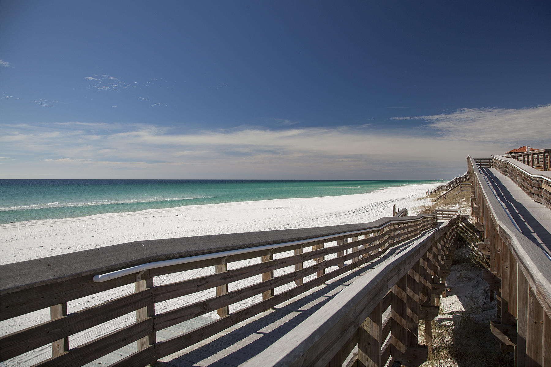 SUMMER'S EDGE - Residential