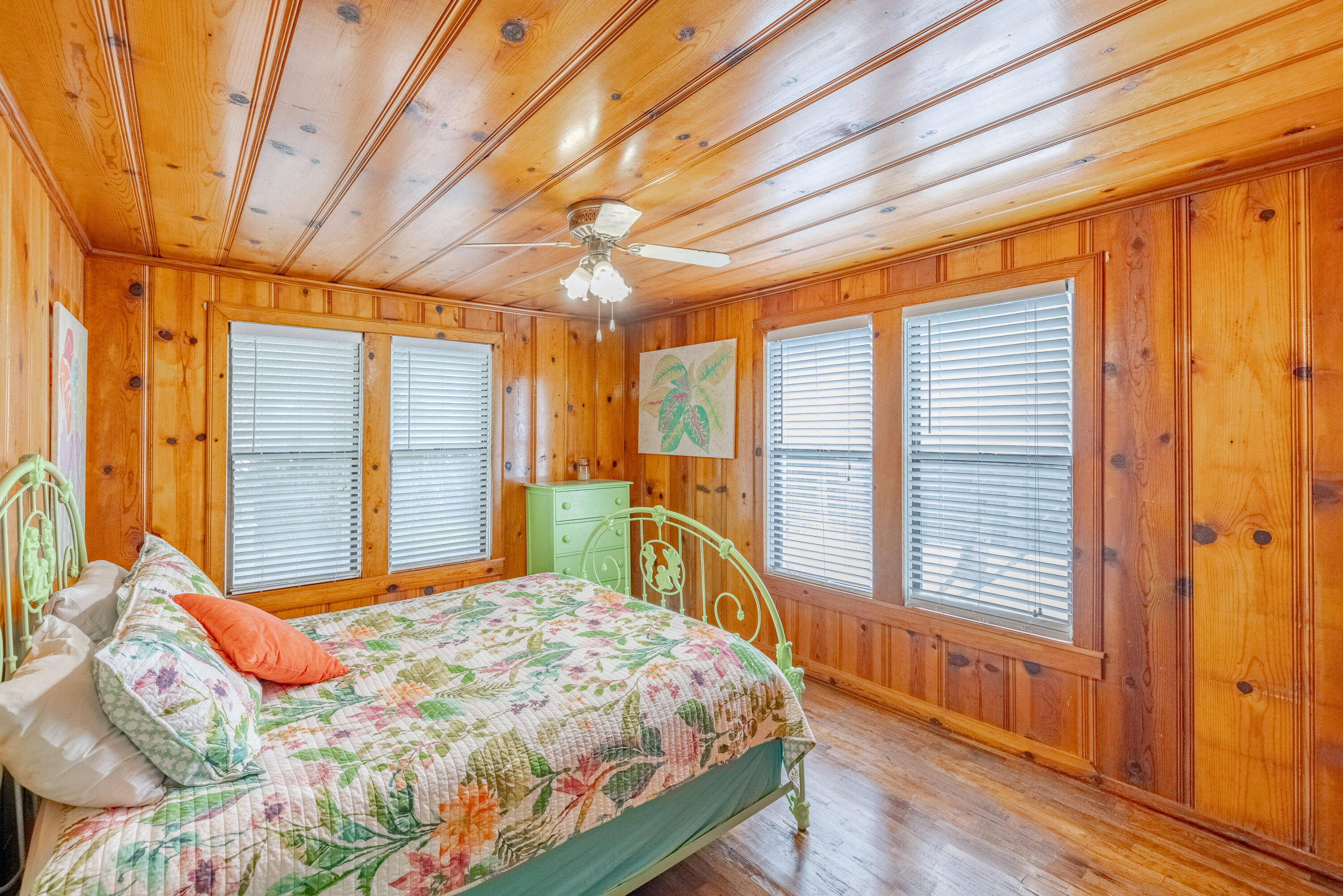 BID-A-WEE BEACH 1ST ADDN - Residential