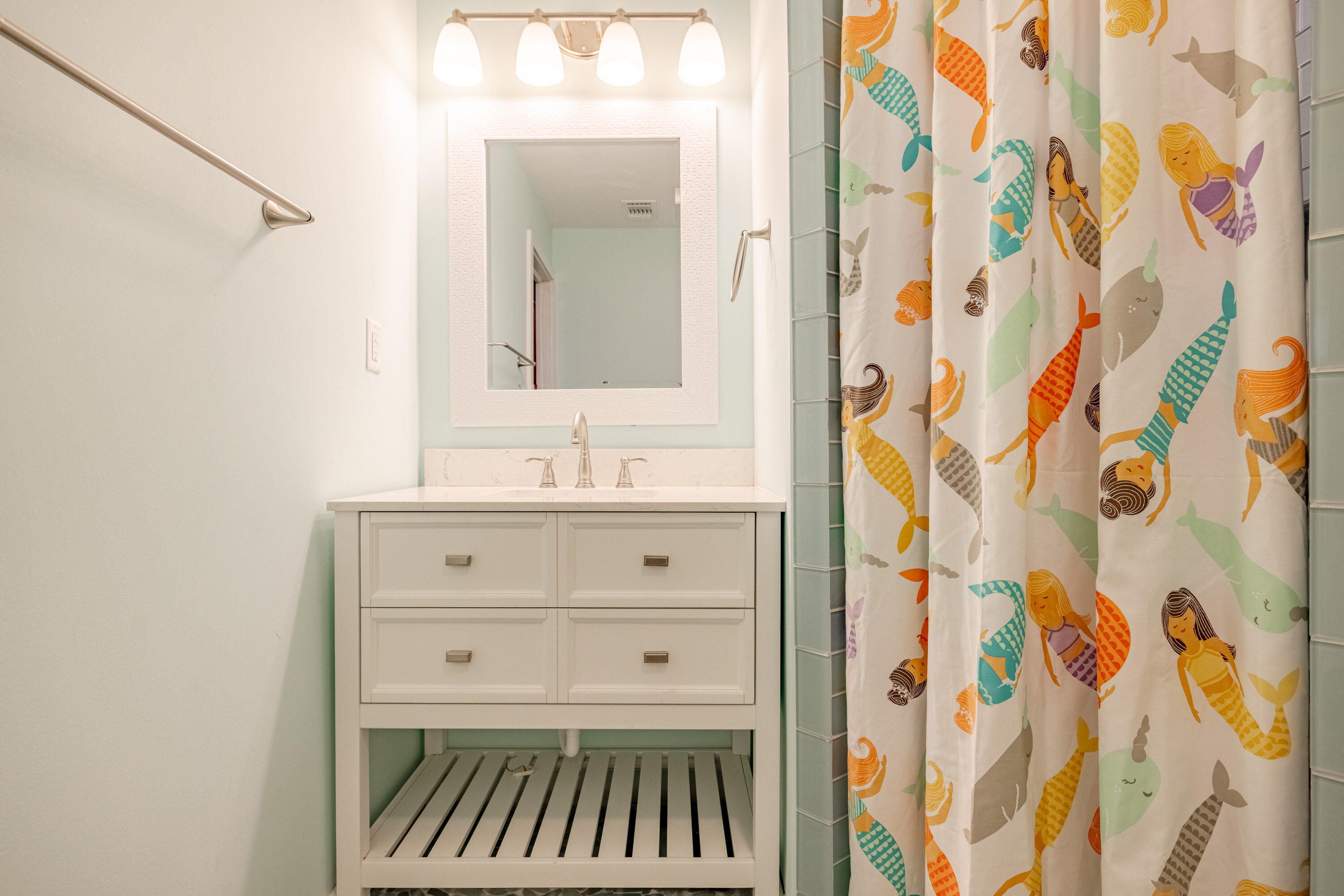 BID-A-WEE BEACH 1ST ADDN - Residential