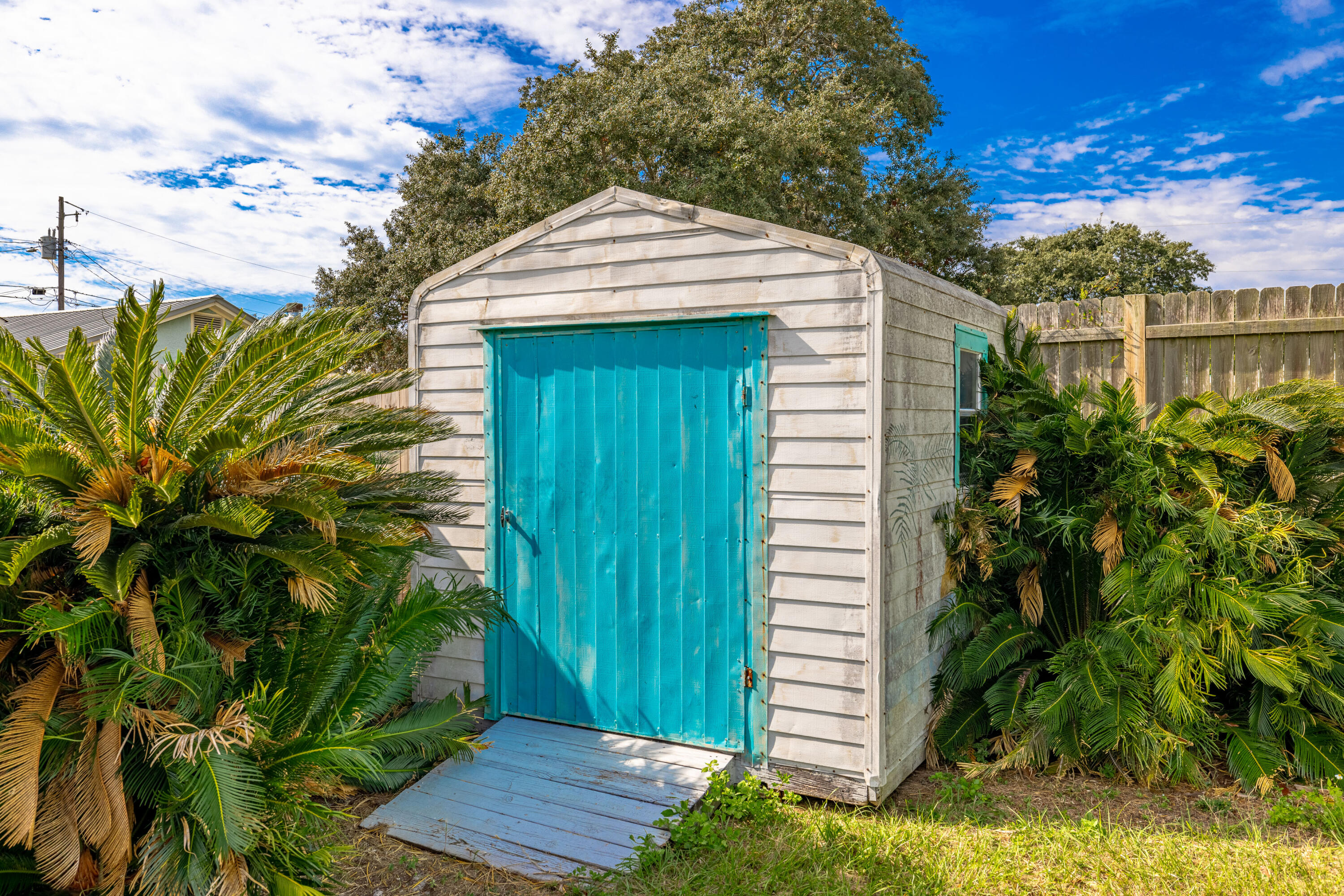 BID-A-WEE BEACH 1ST ADDN - Residential