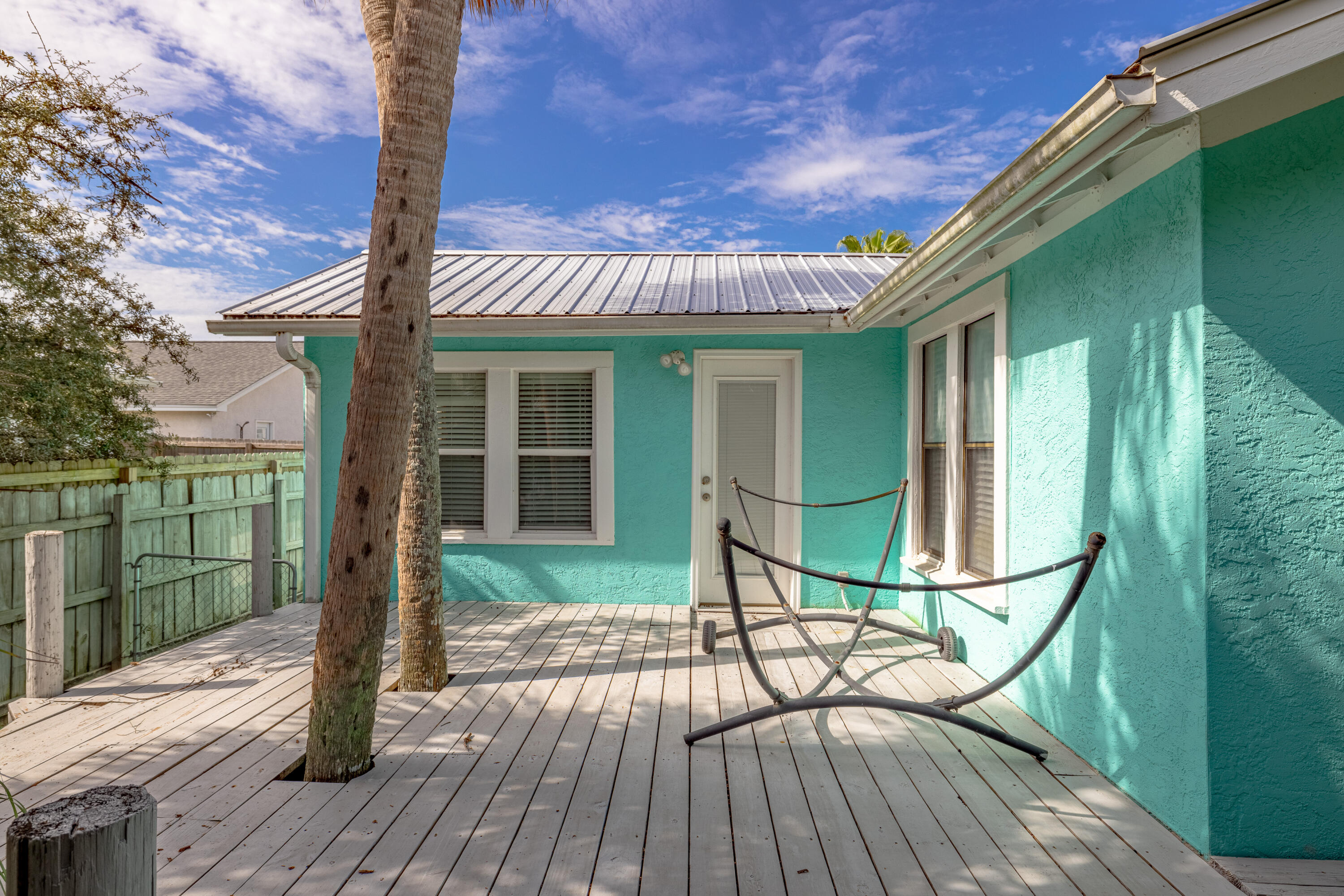 BID-A-WEE BEACH 1ST ADDN - Residential