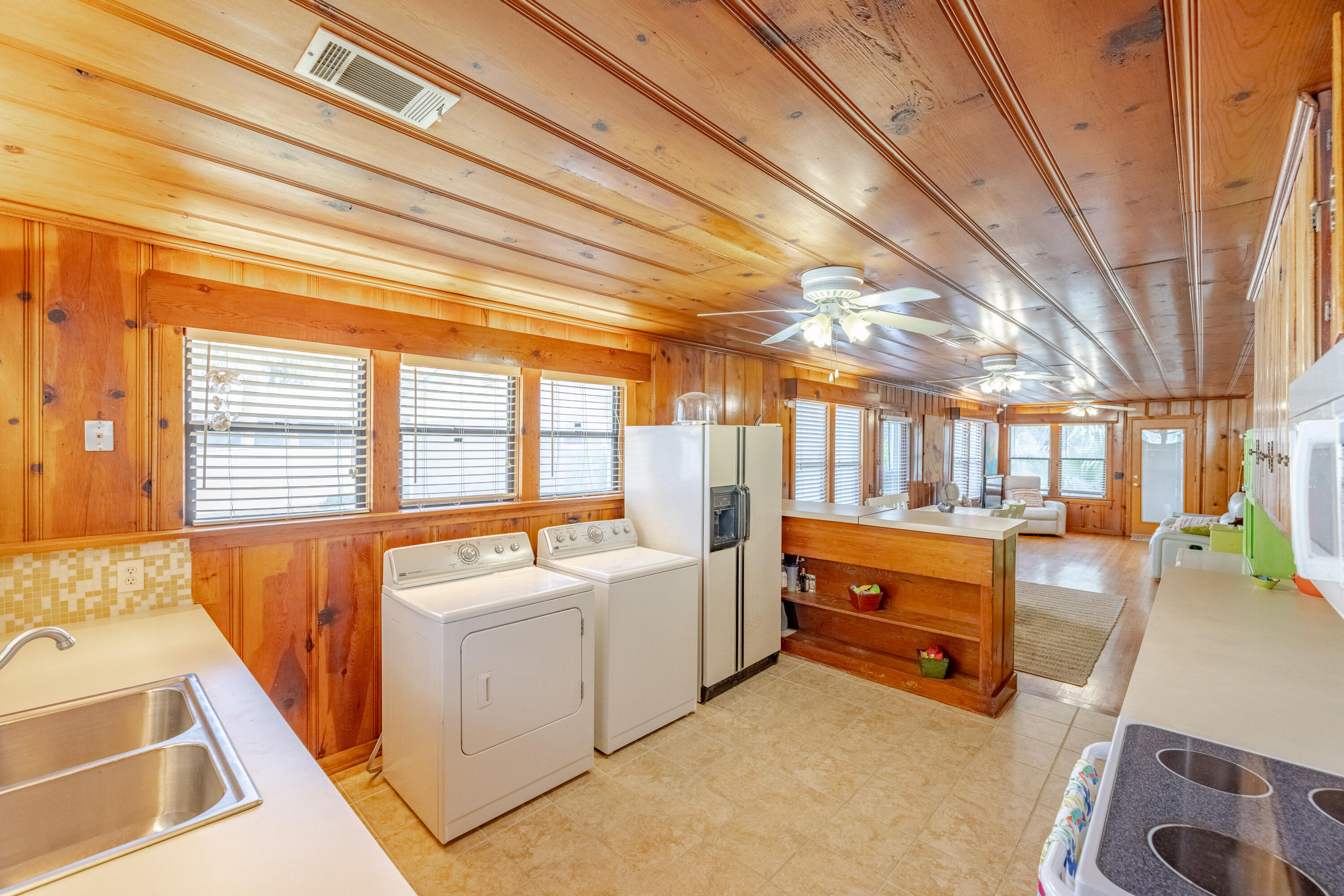 BID-A-WEE BEACH 1ST ADDN - Residential