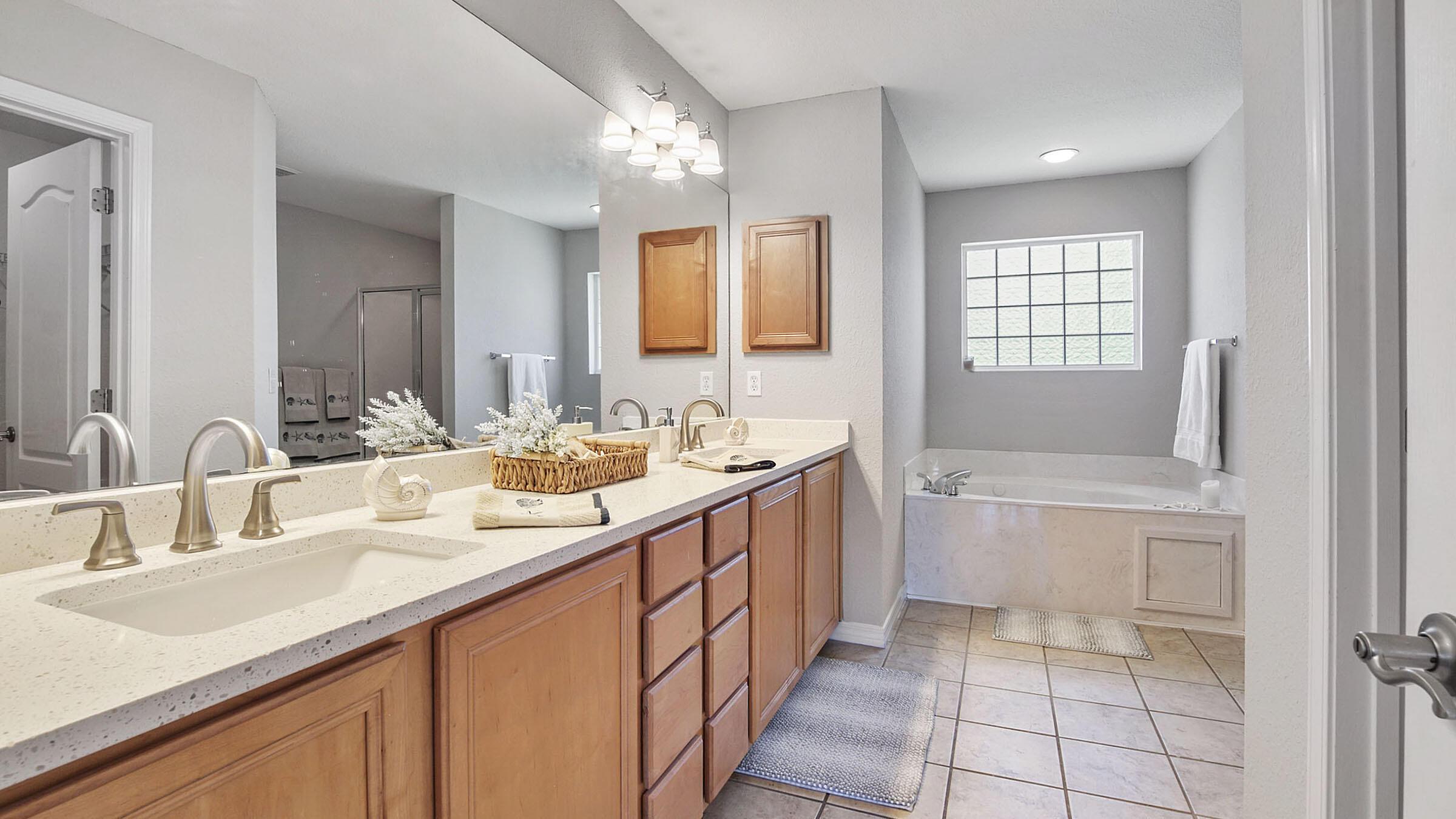 DRIFTWOOD ESTATES - Residential Lease