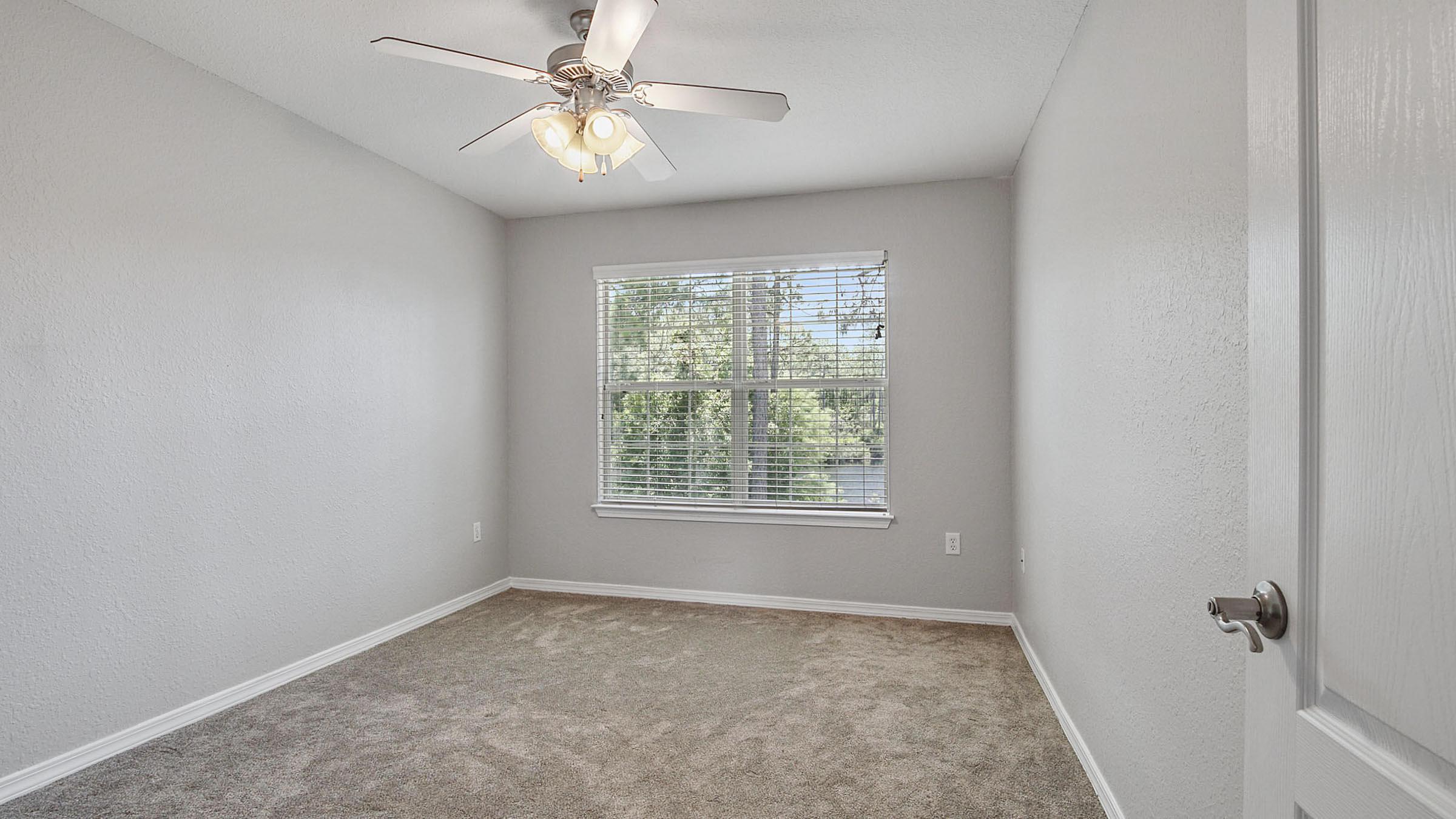 DRIFTWOOD ESTATES - Residential Lease