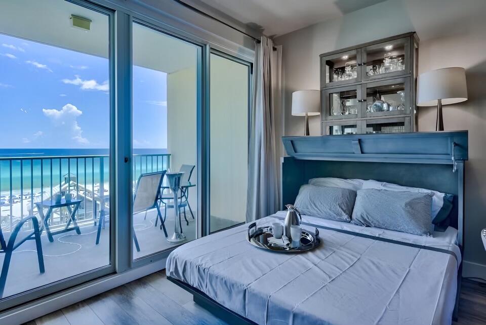 LEEWARD KEY - Residential