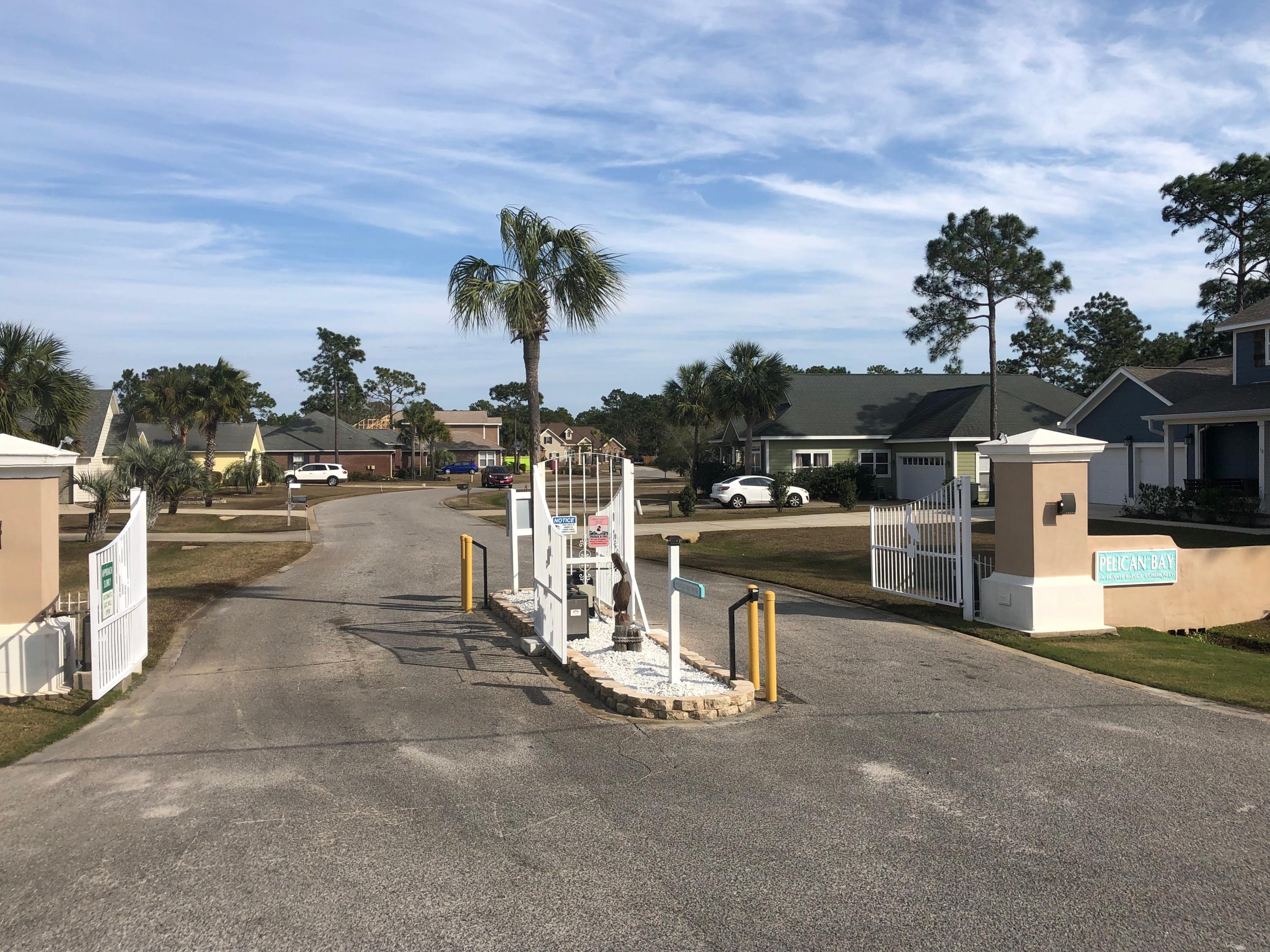 PELICAN BAY - Residential