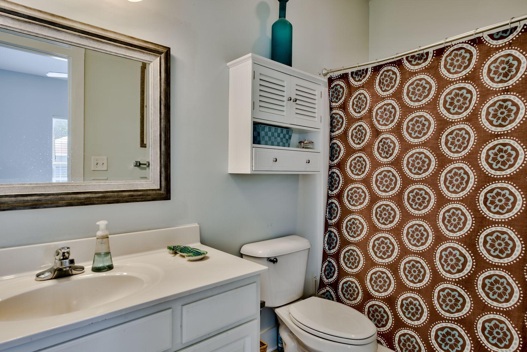 COTTAGES AT CAMP CREEK - Residential