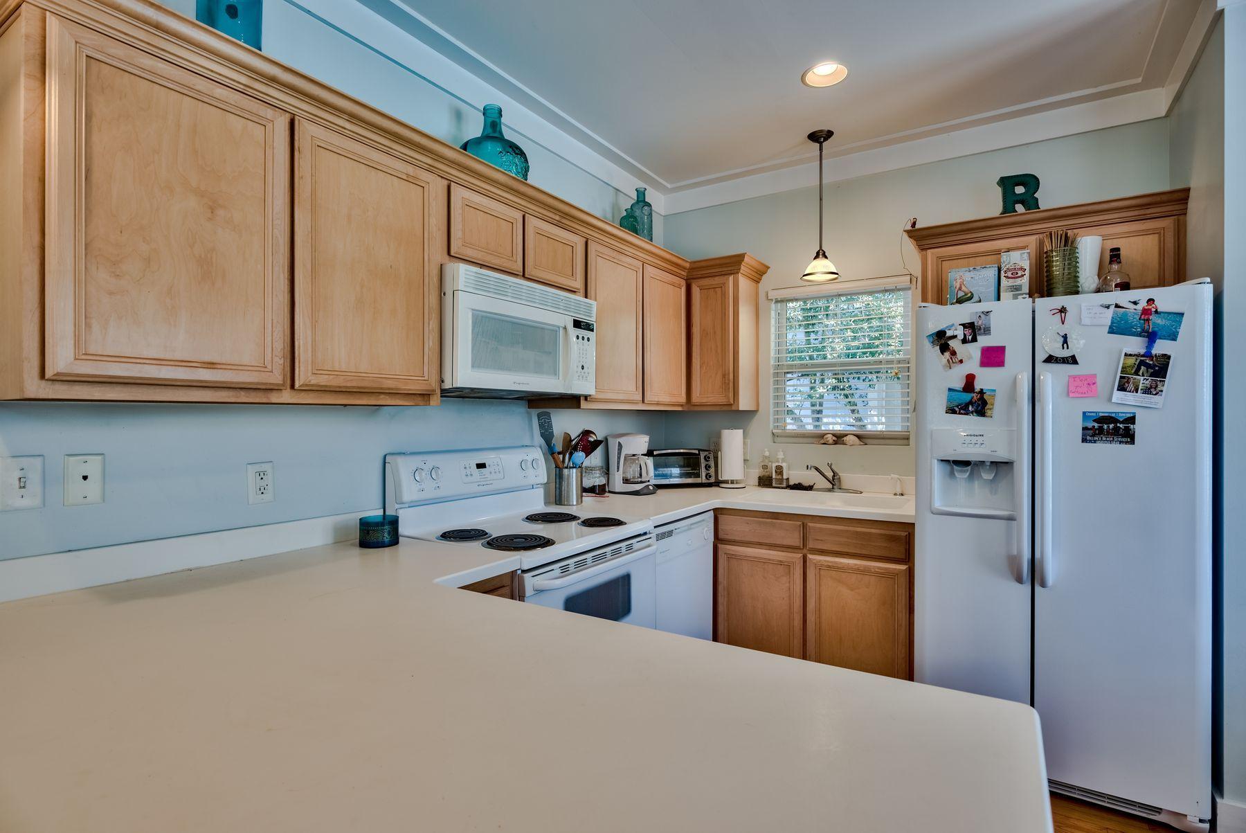 COTTAGES AT CAMP CREEK - Residential