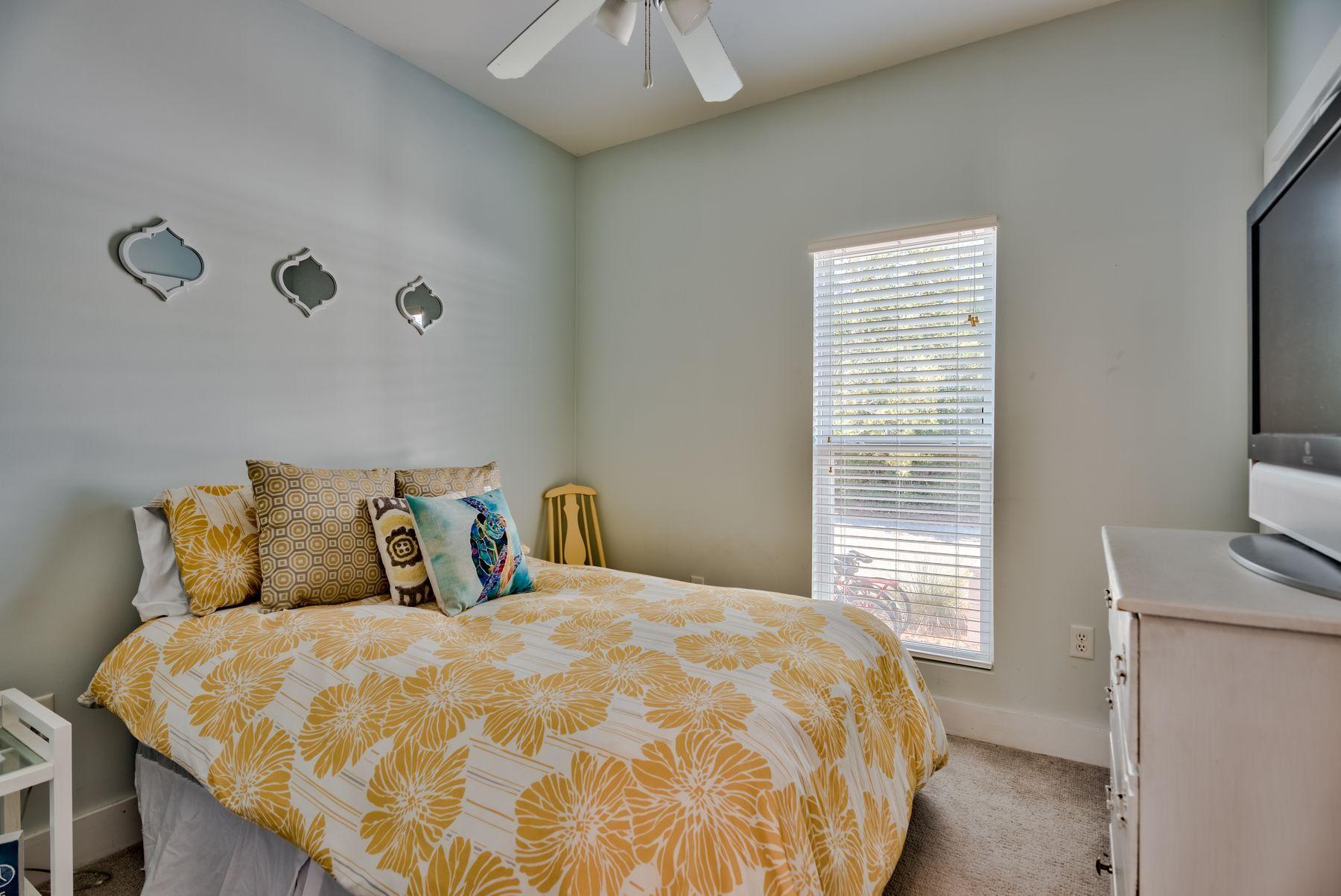 COTTAGES AT CAMP CREEK - Residential