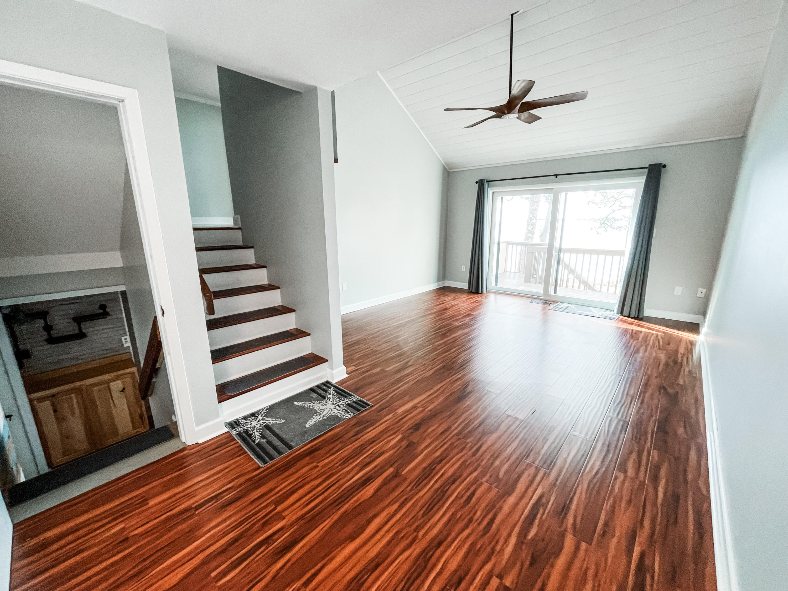 MARINA COVE VILLAGE PH 3 - Residential