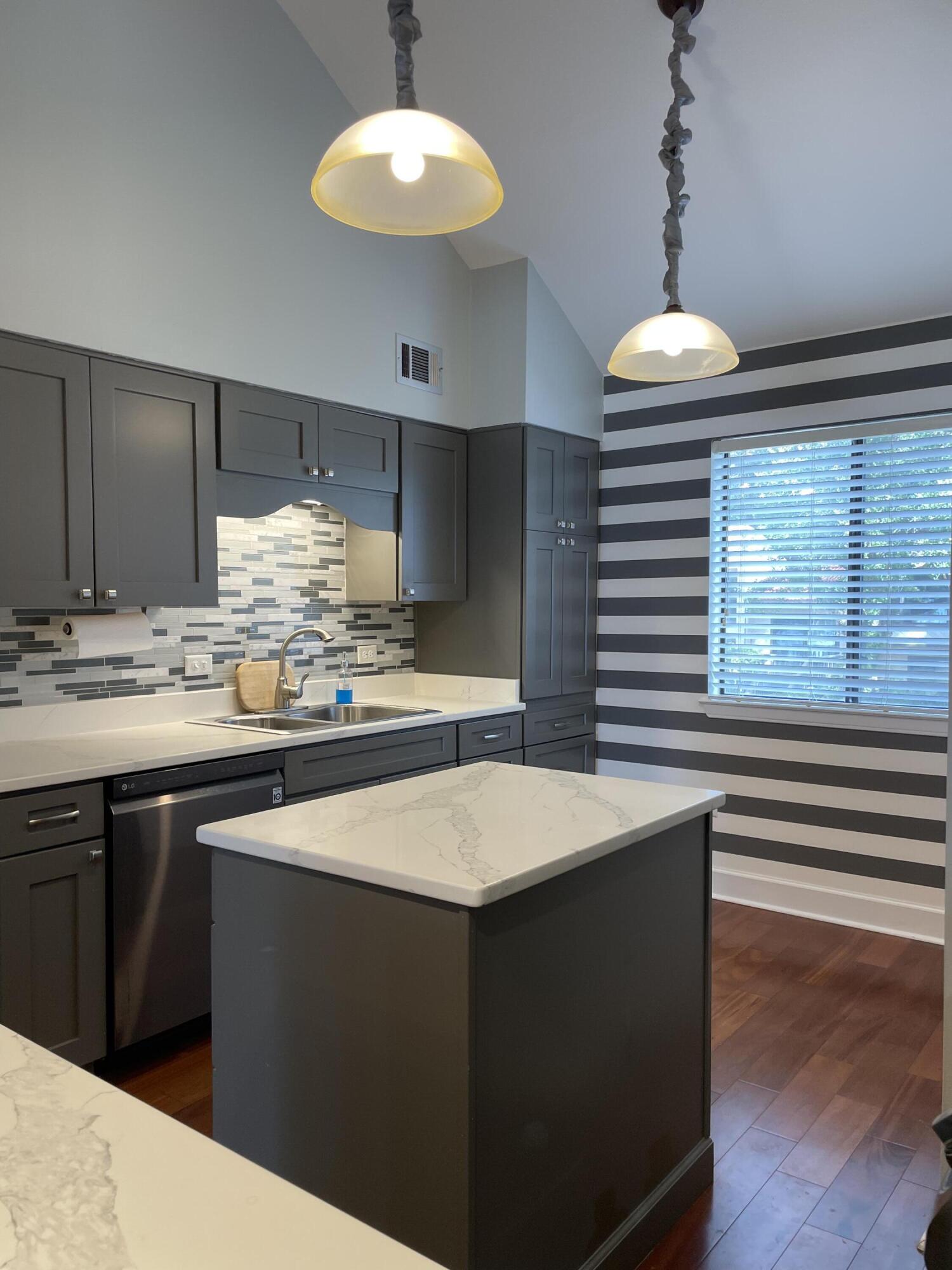 MARINA COVE VILLAGE PH 3 - Residential