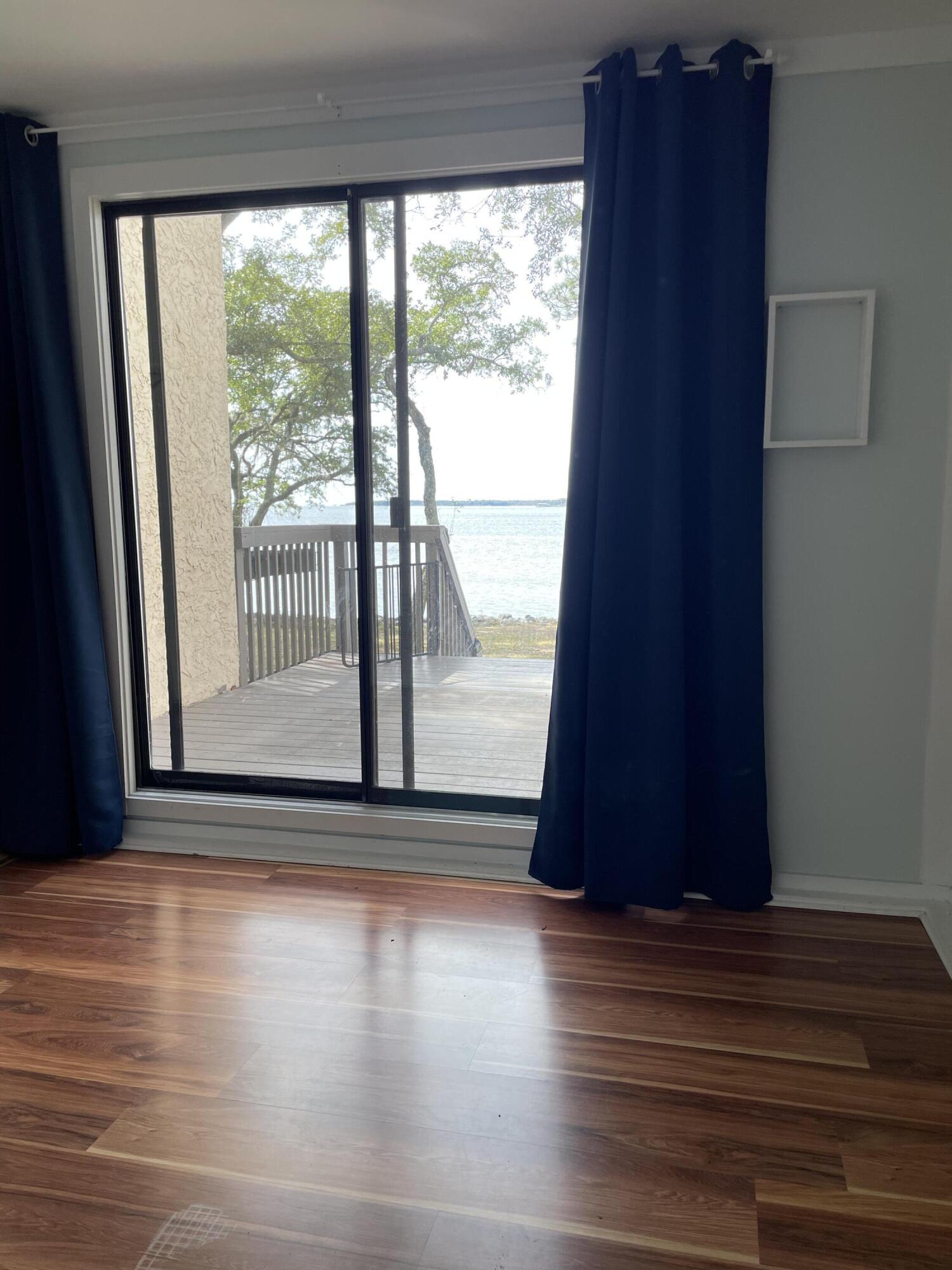 MARINA COVE VILLAGE PH 3 - Residential