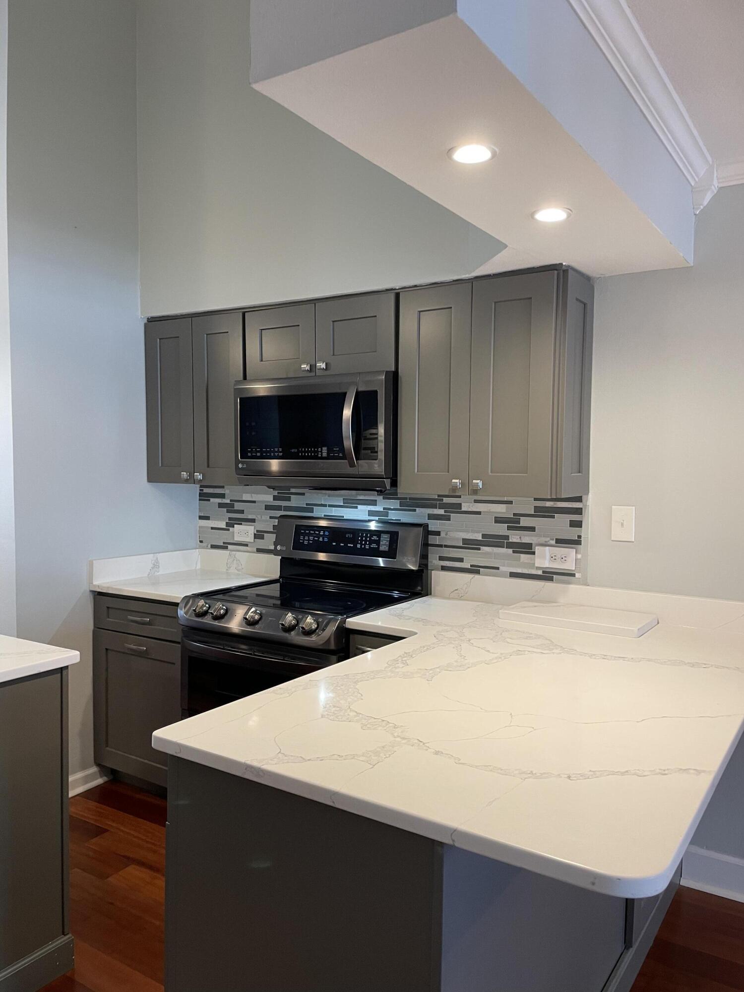 MARINA COVE VILLAGE PH 3 - Residential