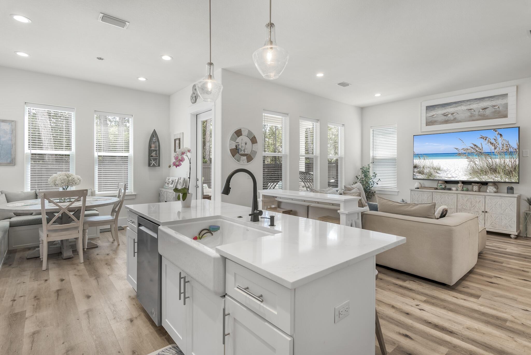 FRANGISTA BEACH - Residential