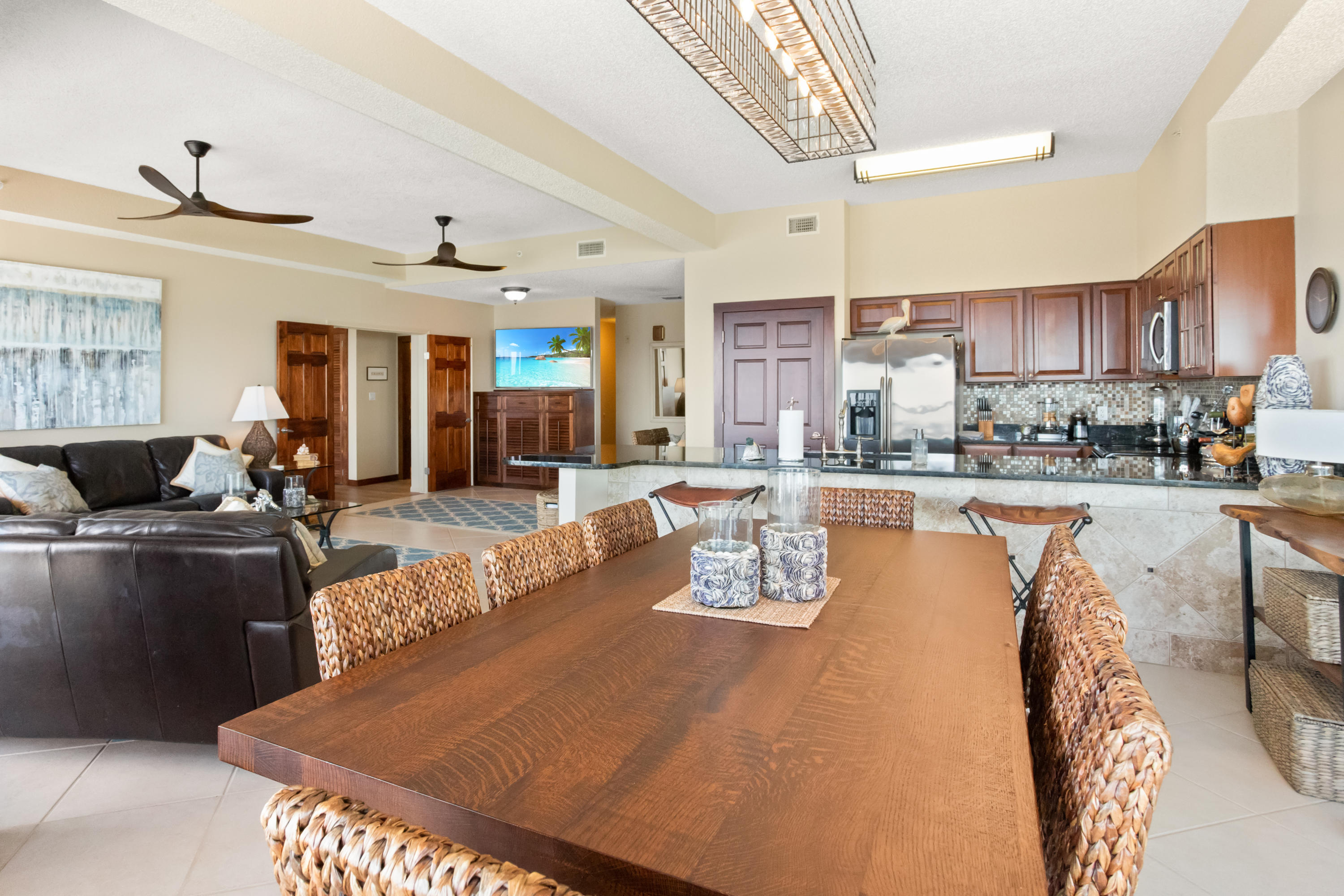 EMERALD TOWERS WEST CONDO - Residential