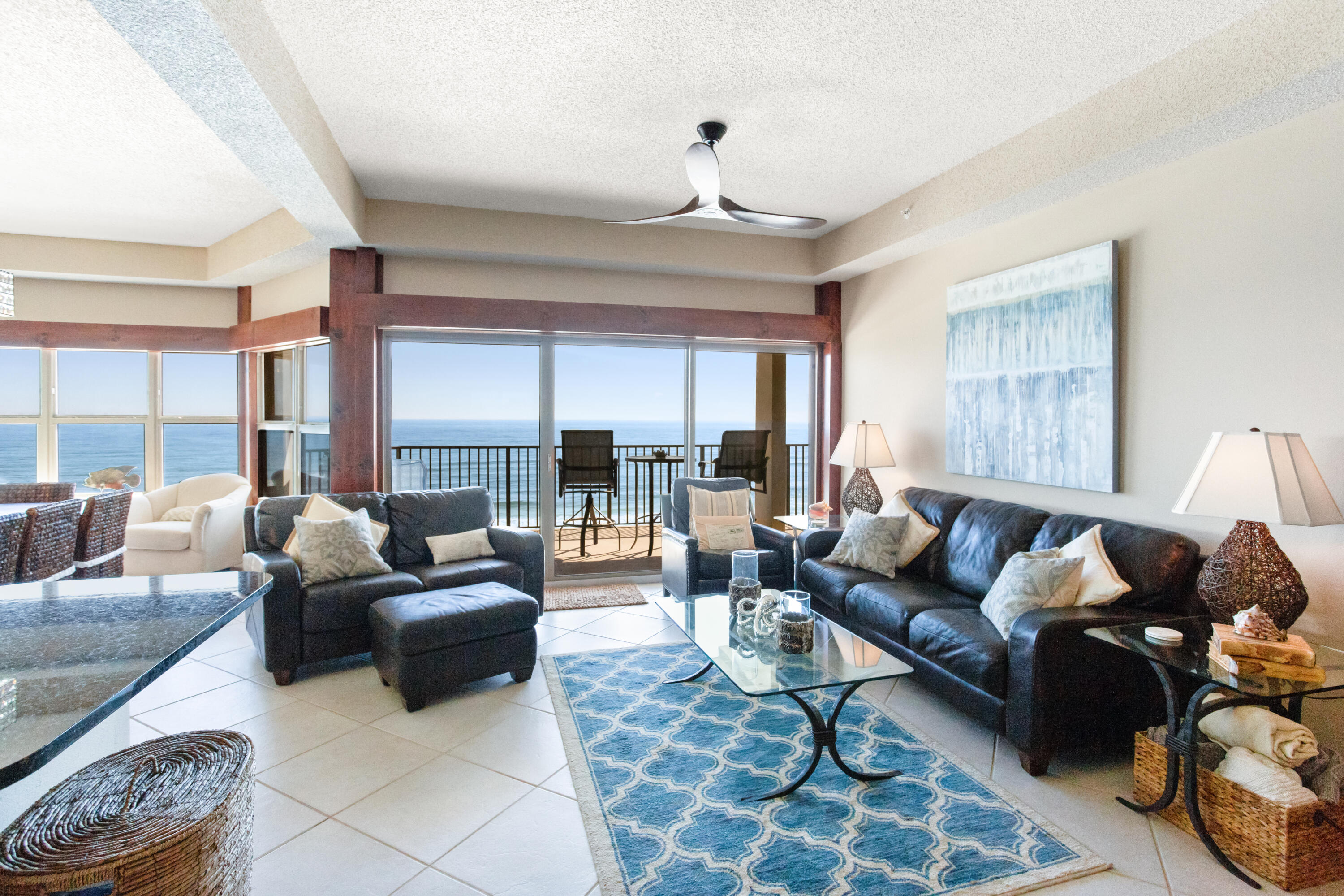 EMERALD TOWERS WEST CONDO - Residential