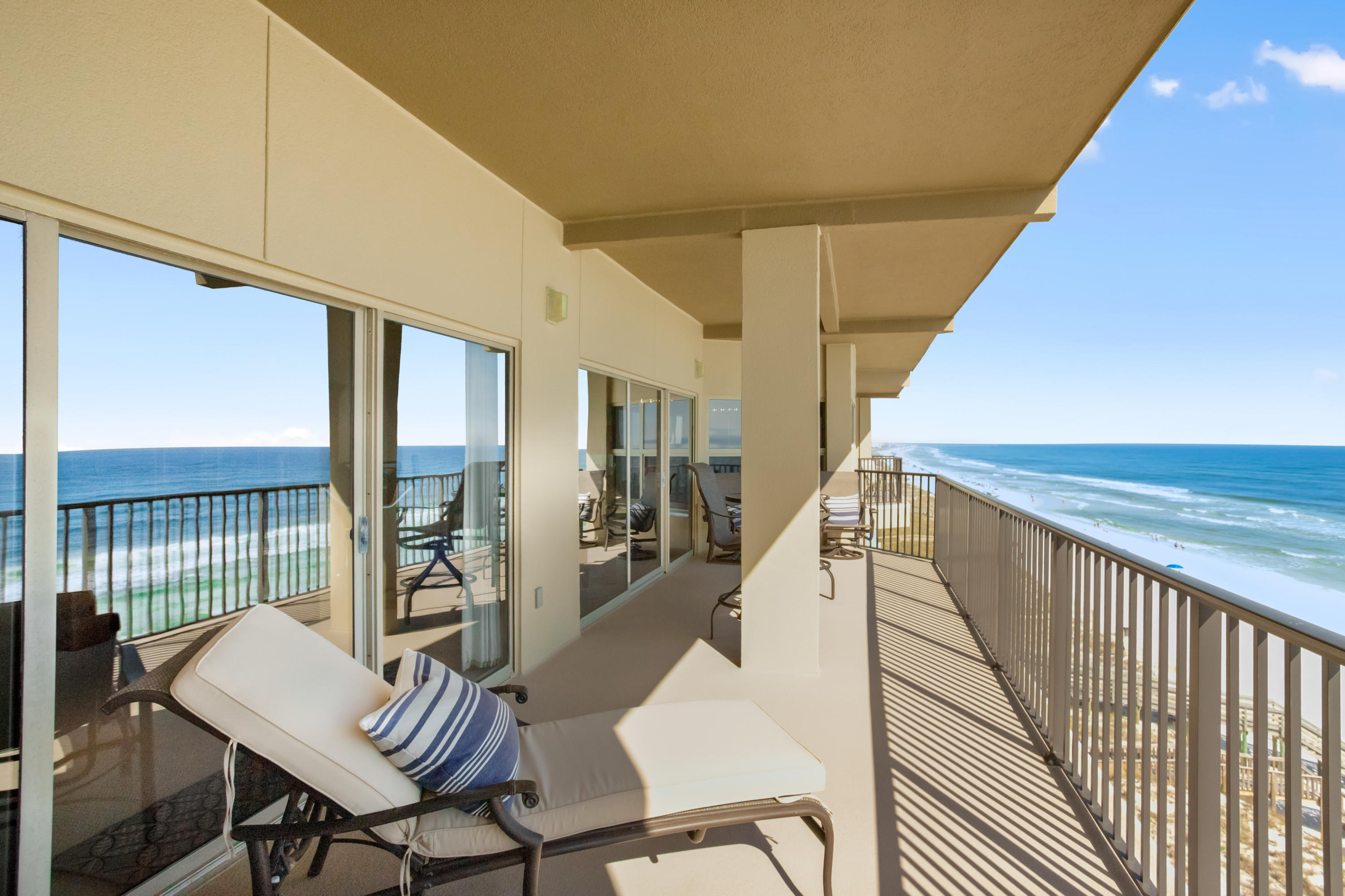 EMERALD TOWERS WEST CONDO - Residential