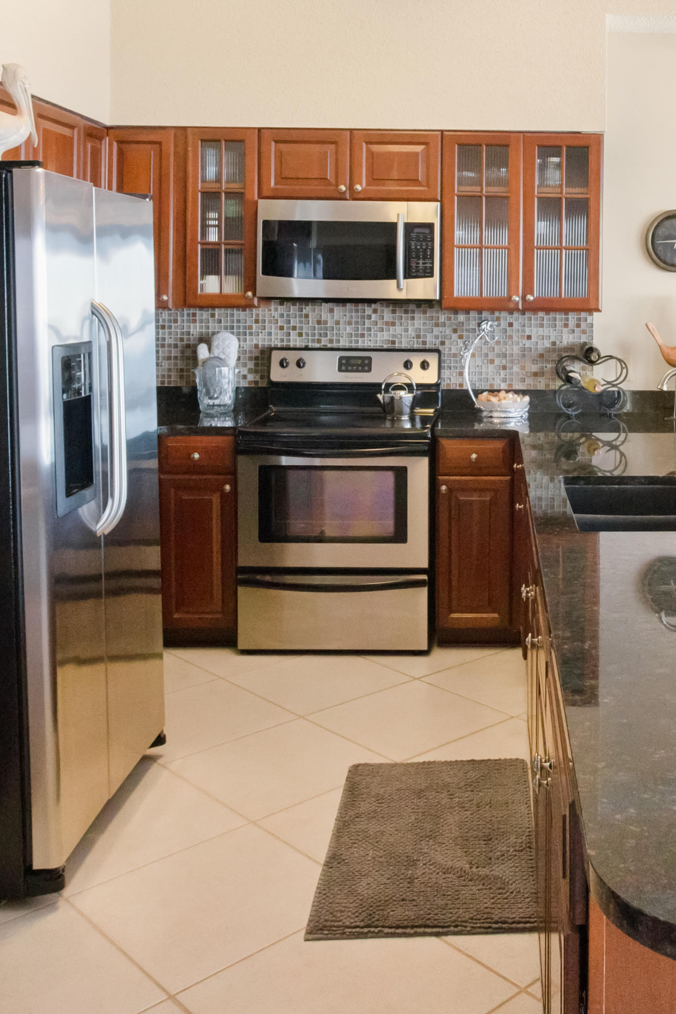 EMERALD TOWERS WEST CONDO - Residential