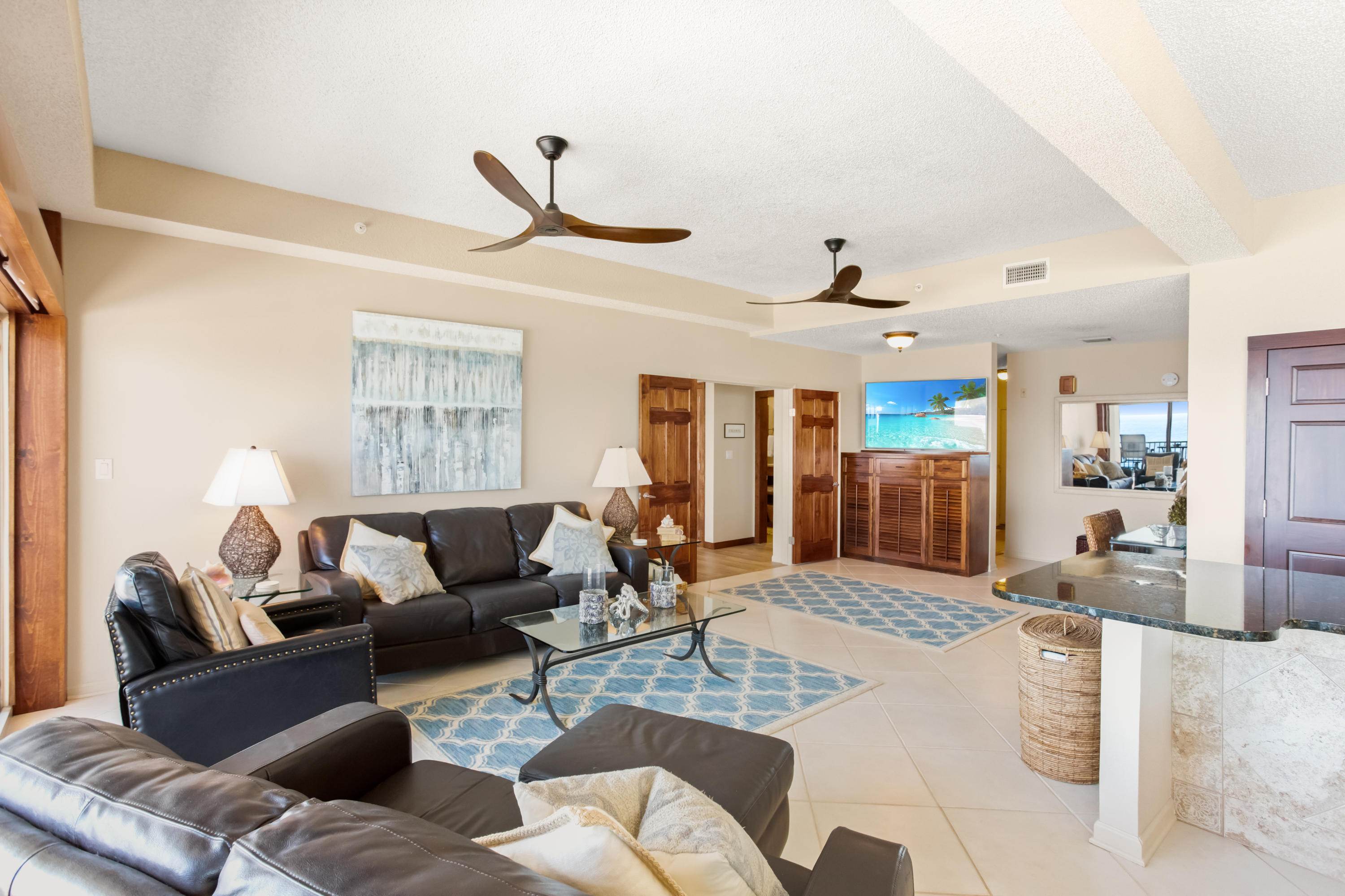 EMERALD TOWERS WEST CONDO - Residential