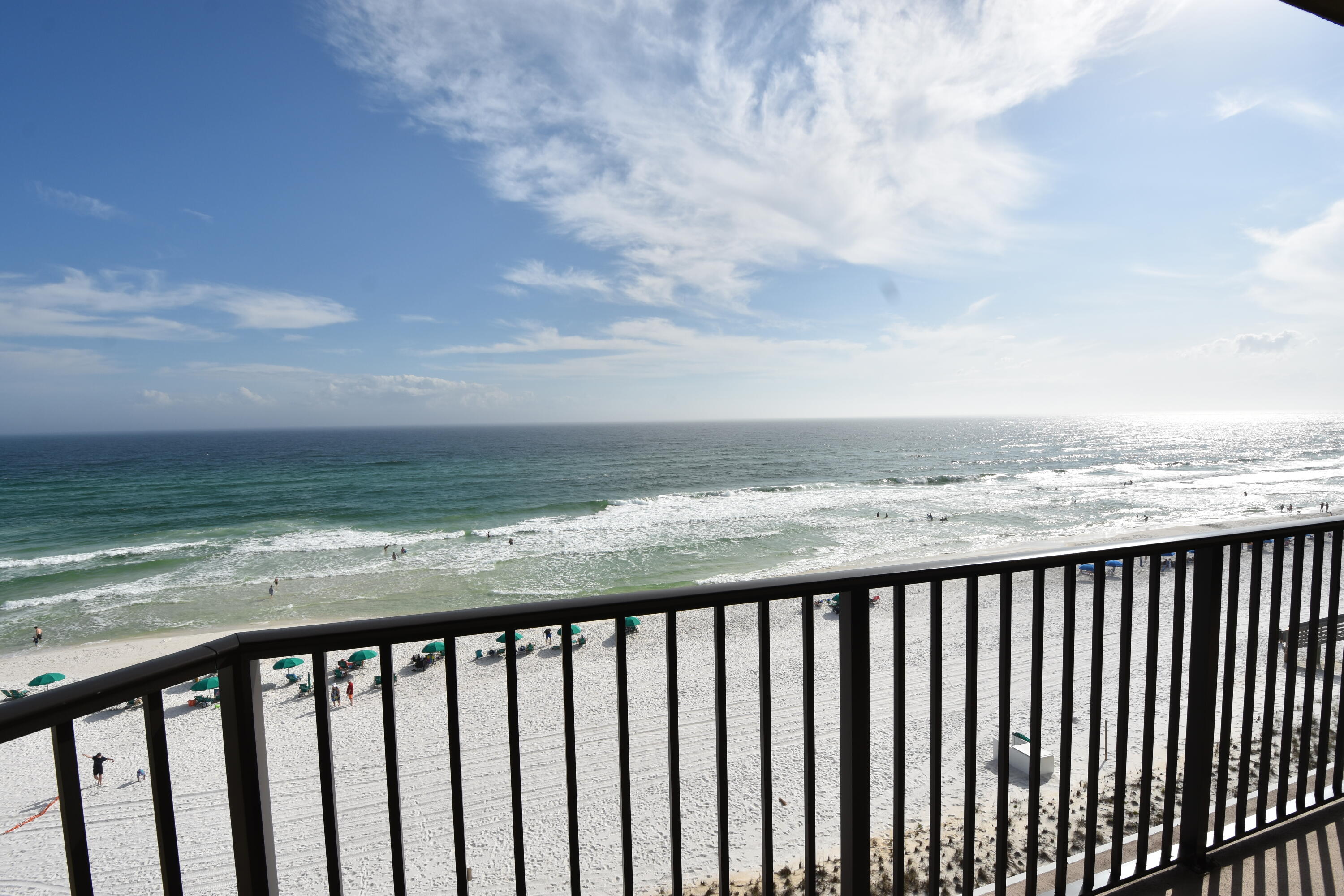 EMERALD TOWERS WEST CONDO - Residential