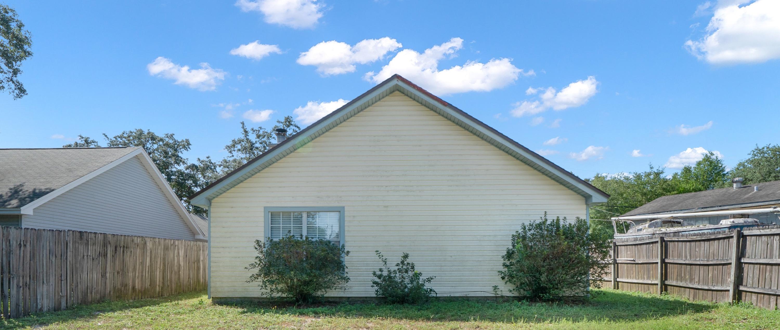 SUMMER TREE - Residential